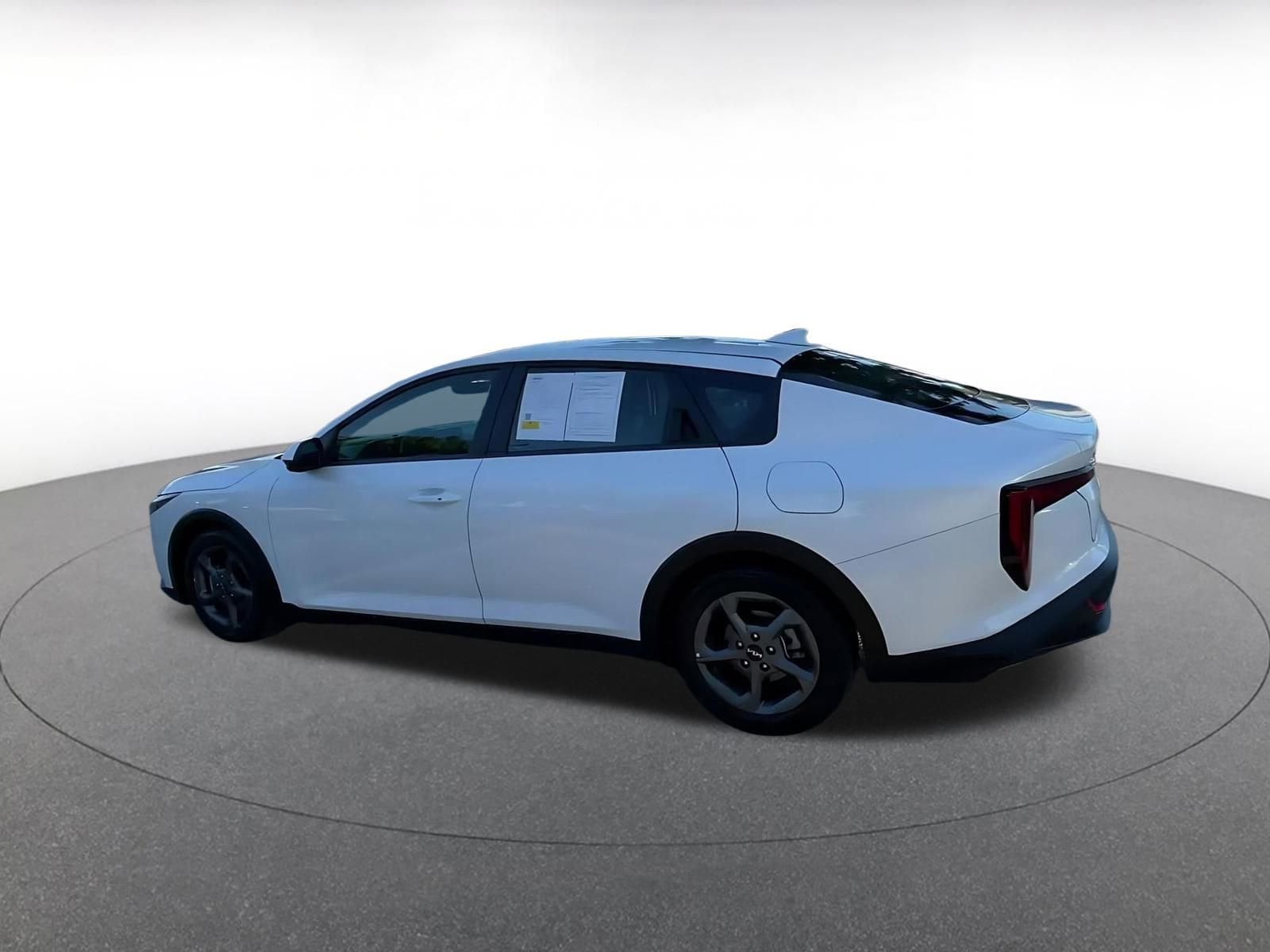 Thumbnail: 2025 Kia K4 - 10