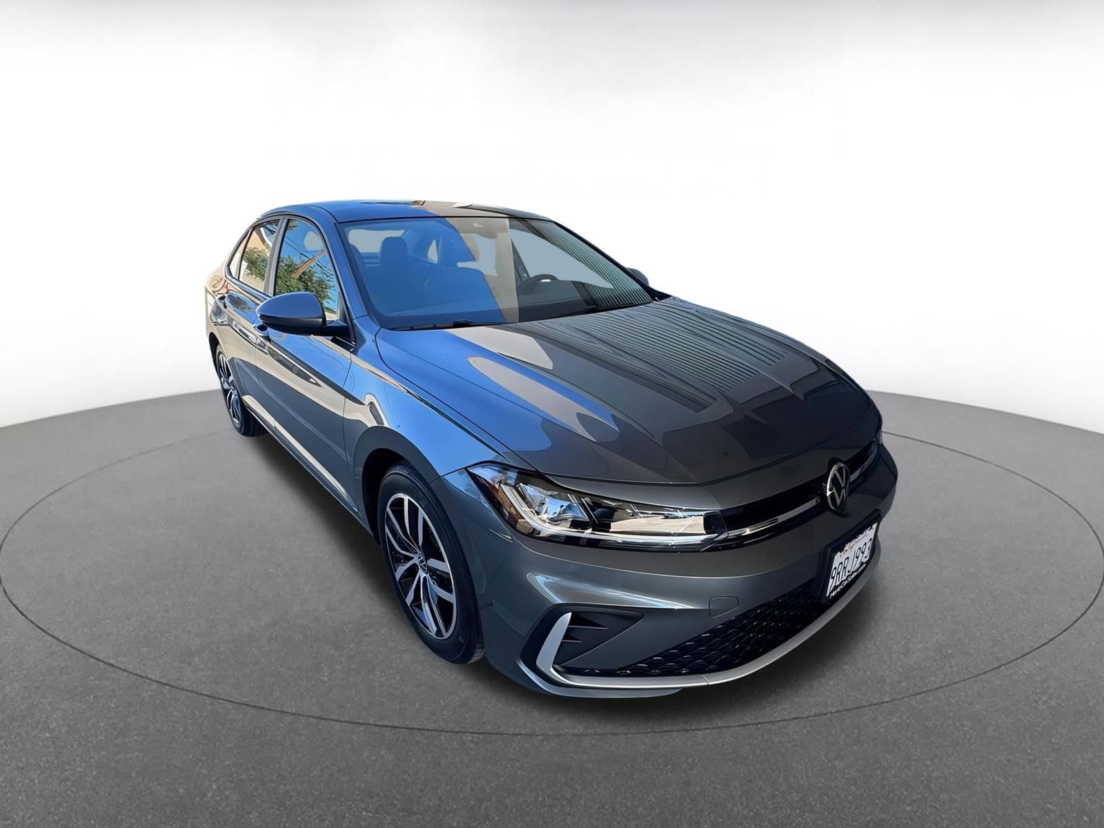 Thumbnail: 2025 Volkswagen Jetta - 1