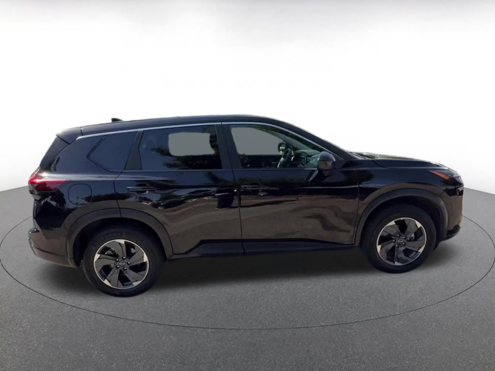 Thumbnail: 2025 Nissan Rogue - 16