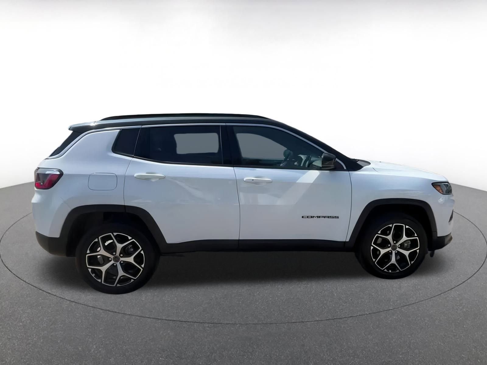 Thumbnail: 2025 Jeep Compass - 16