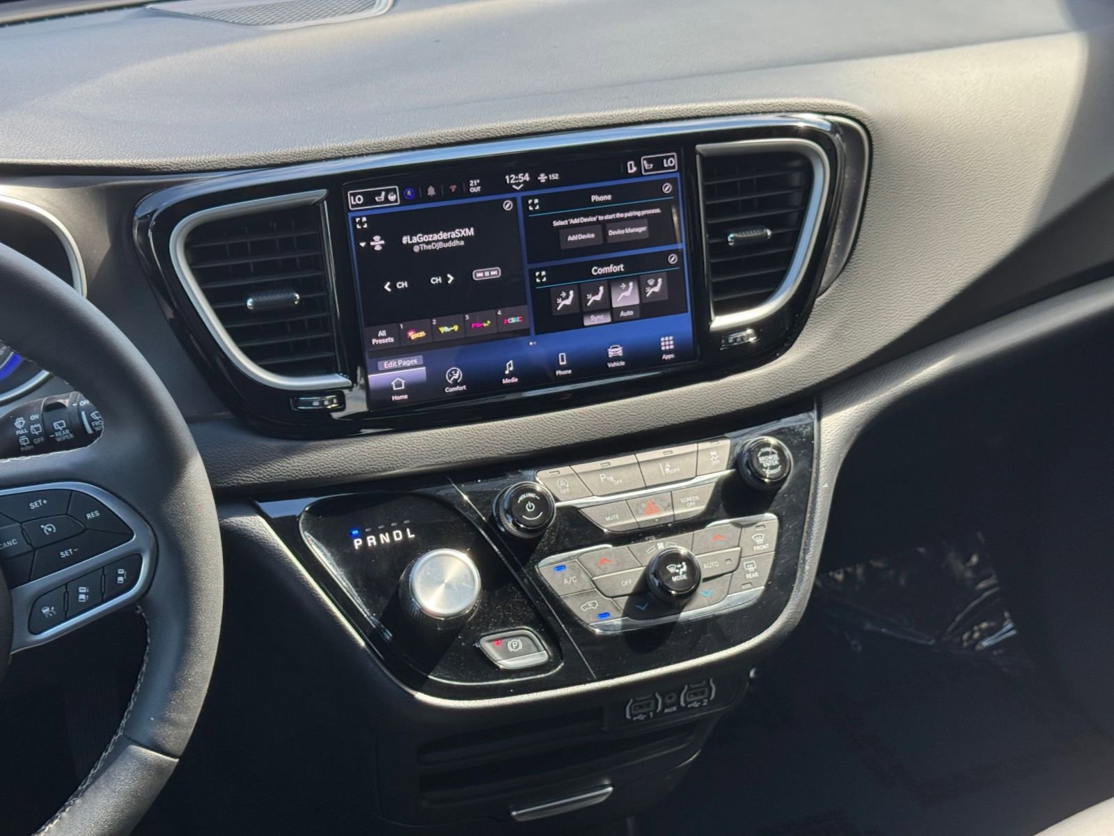 Thumbnail: 2025 Chrysler Pacifica - 20