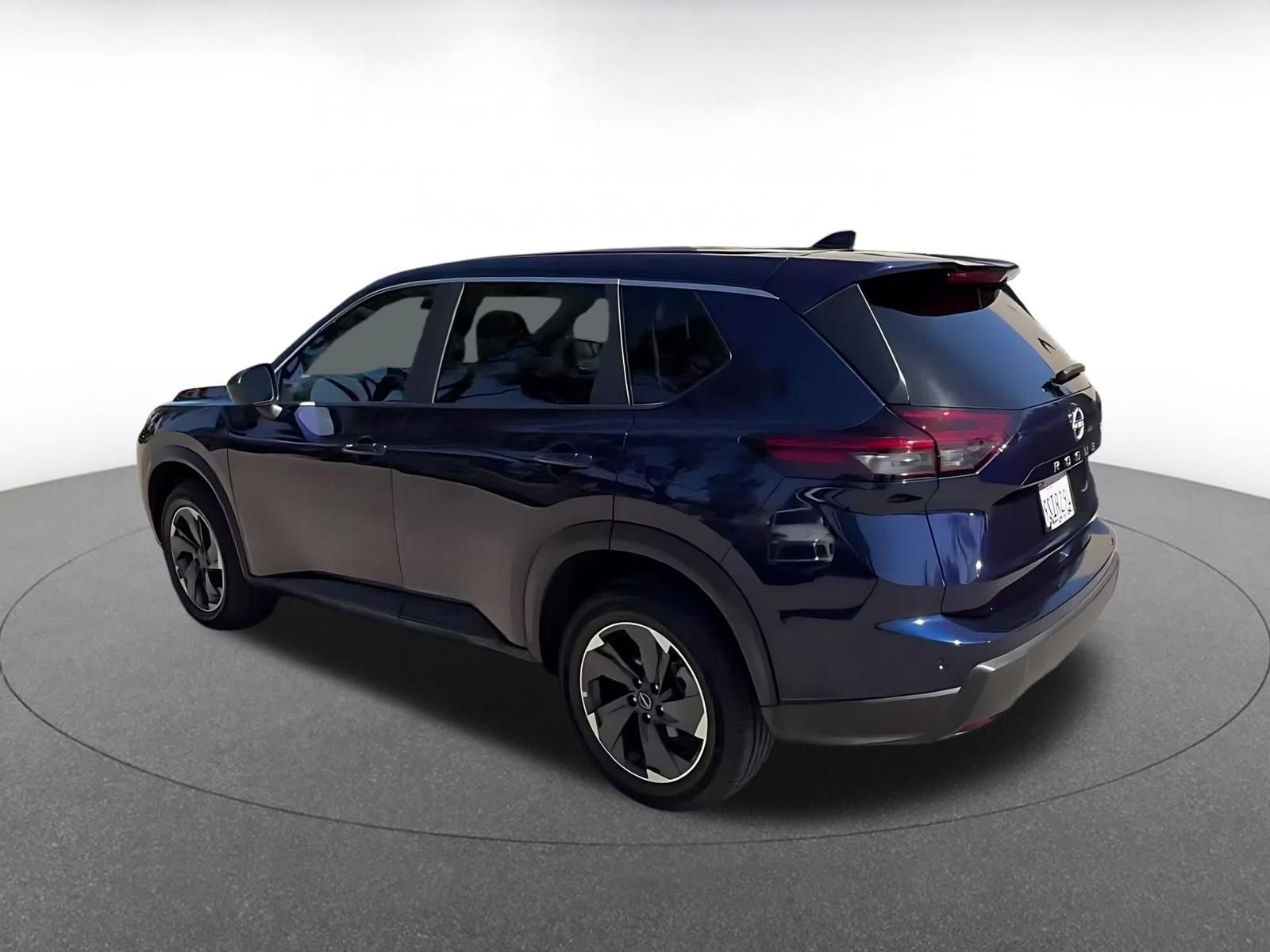 Thumbnail: 2025 Nissan Rogue - 10