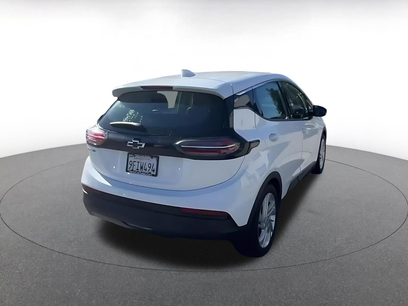 Thumbnail: 2023 Chevrolet Bolt EV - 14