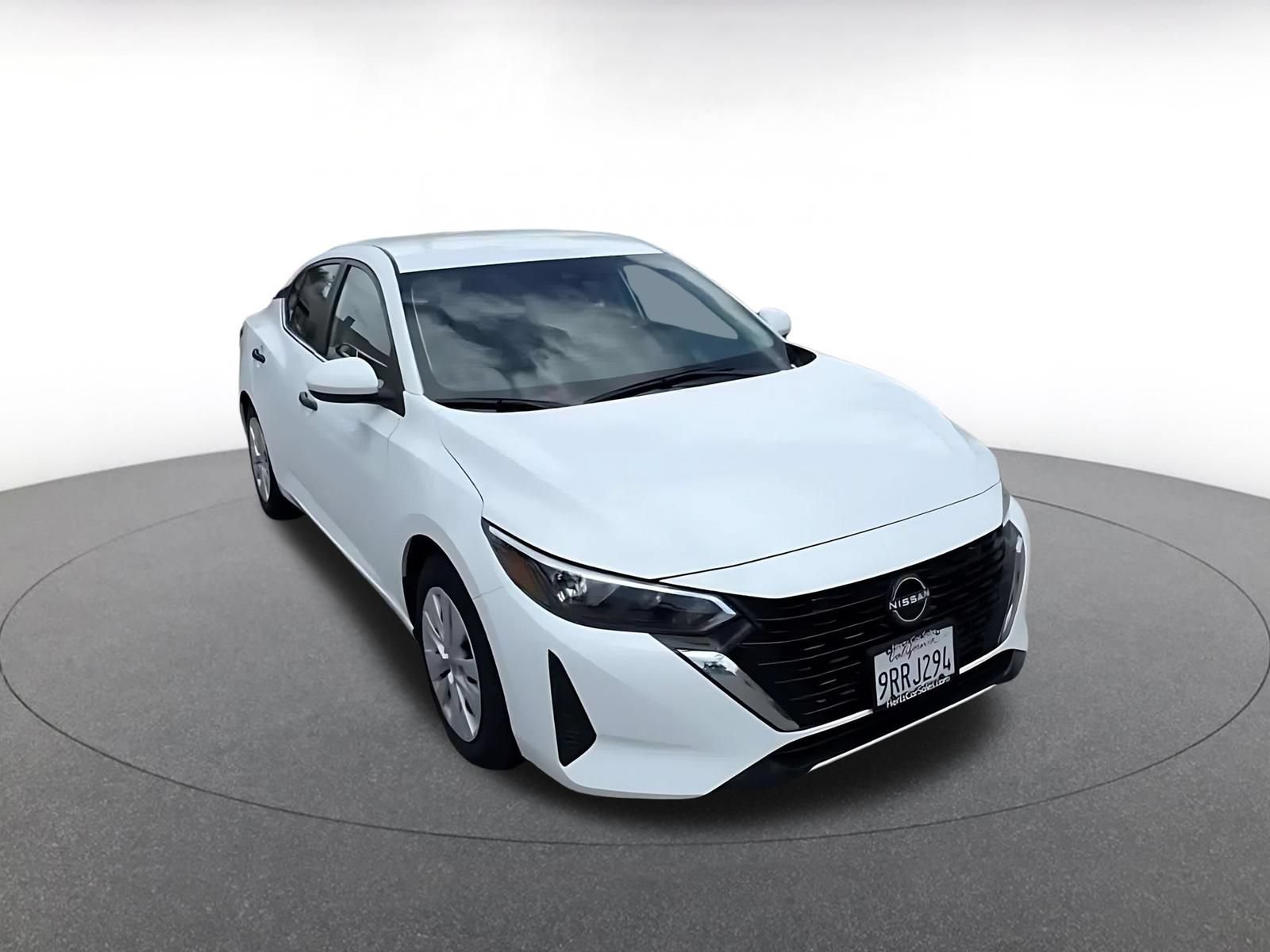 Thumbnail: 2025 Nissan Sentra - 3