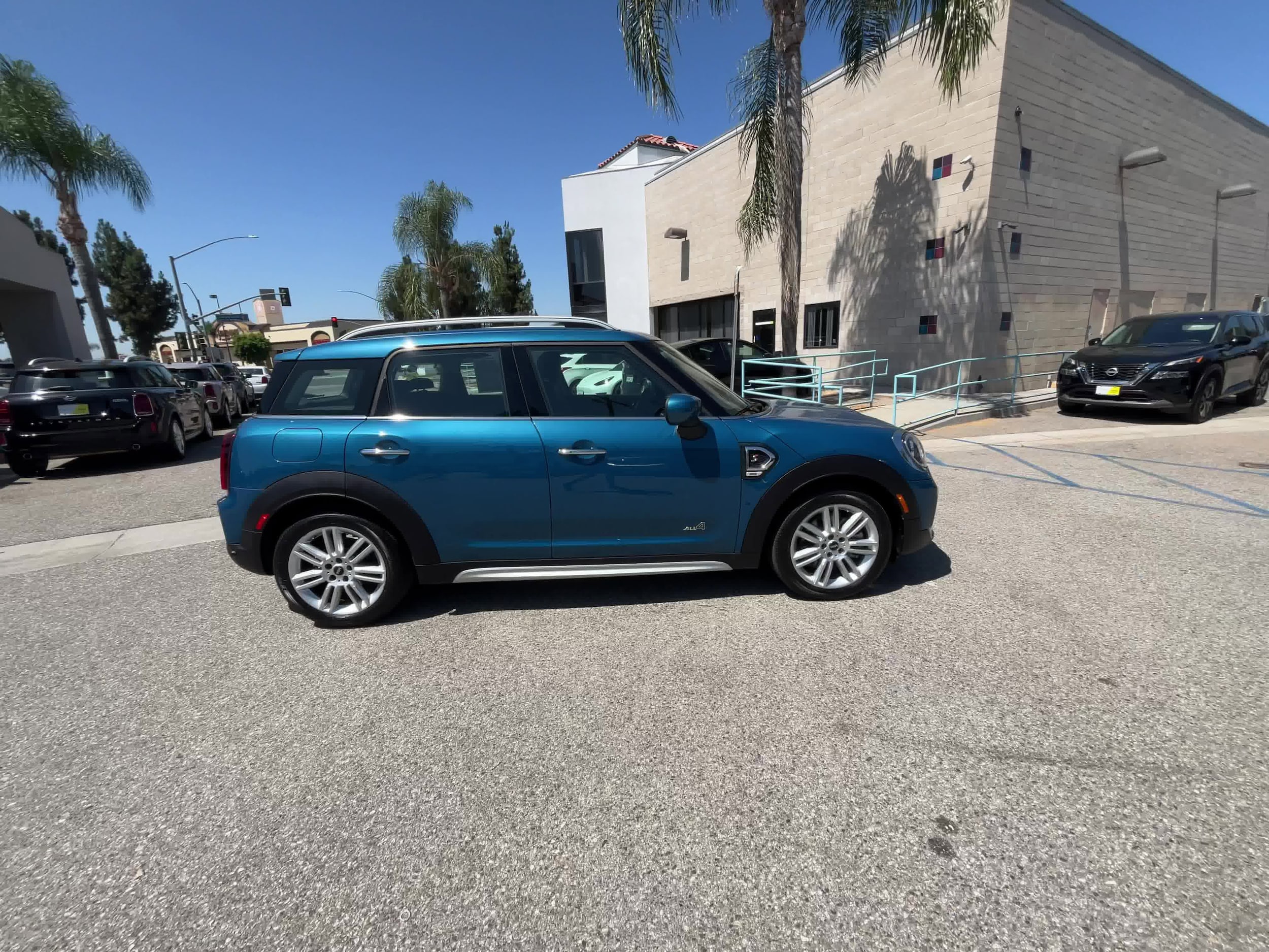 2024 MINI Cooper Countryman S 16