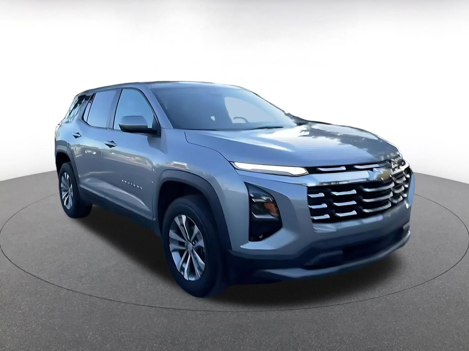 Thumbnail: 2025 Chevrolet Equinox - 3