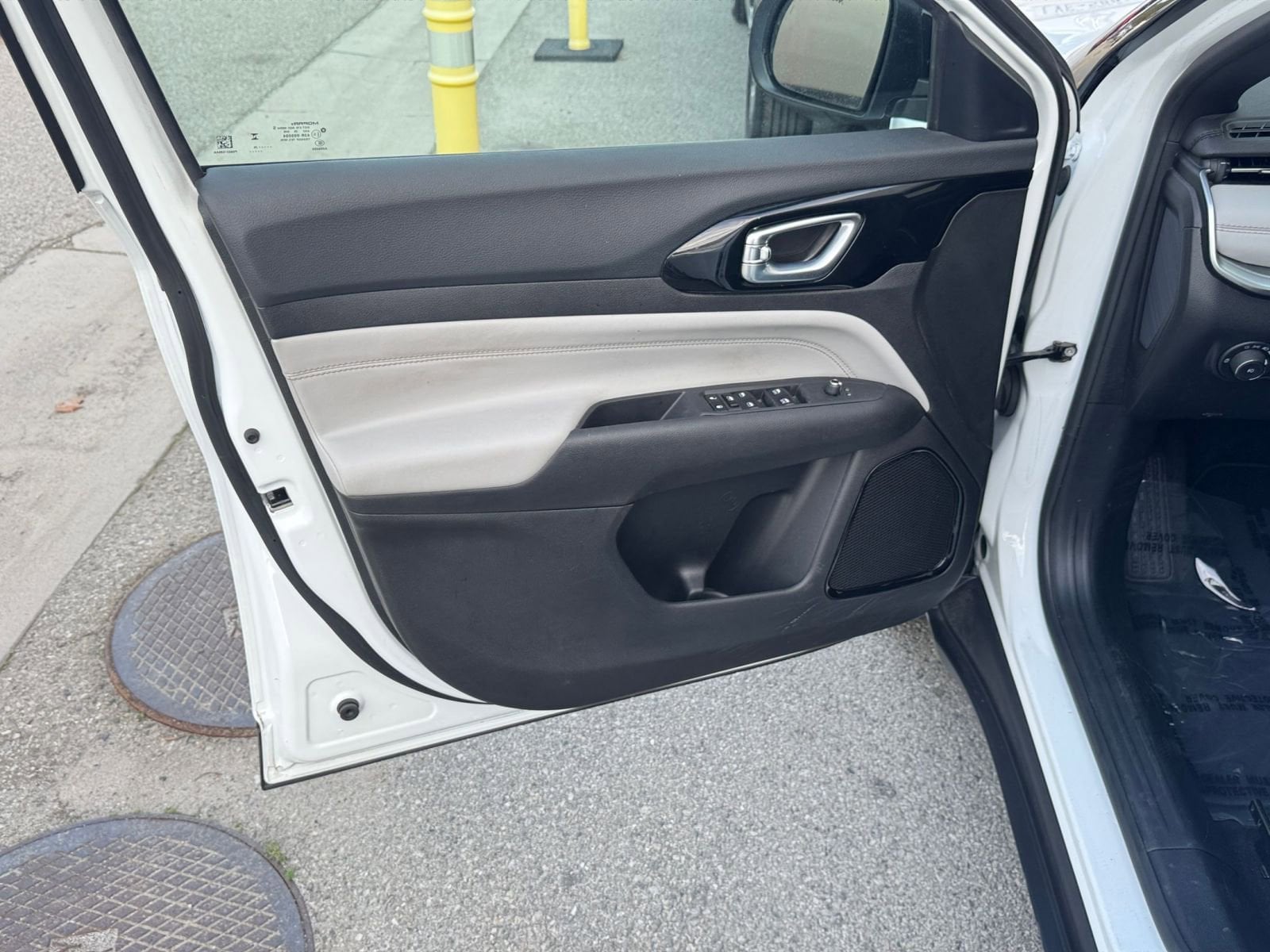 Thumbnail: 2025 Jeep Compass - 20