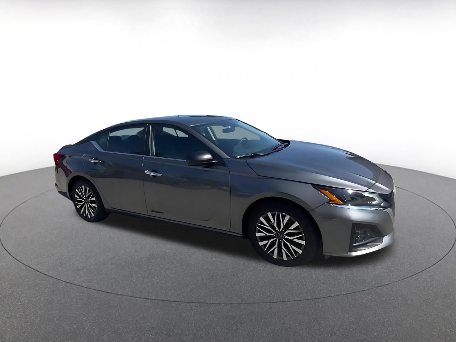 Thumbnail: 2025 Nissan Altima - 2