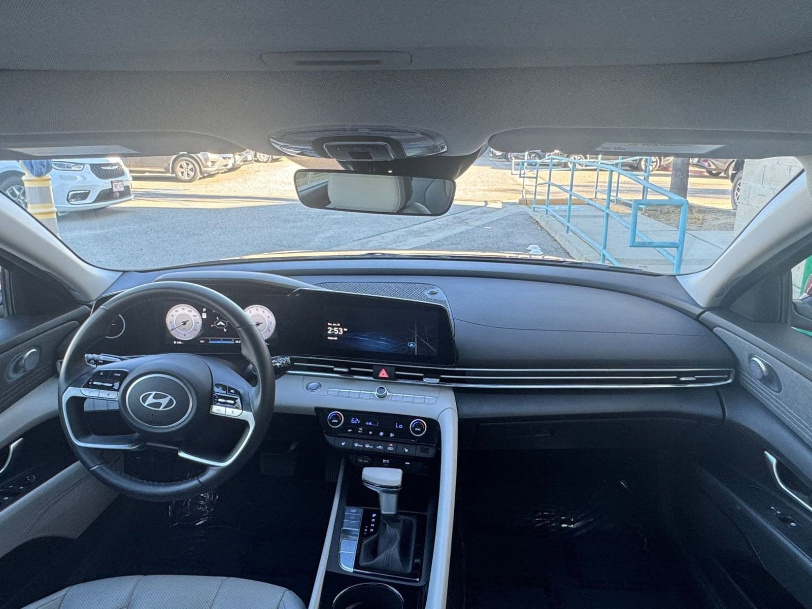 Thumbnail: 2025 Hyundai Elantra - 35