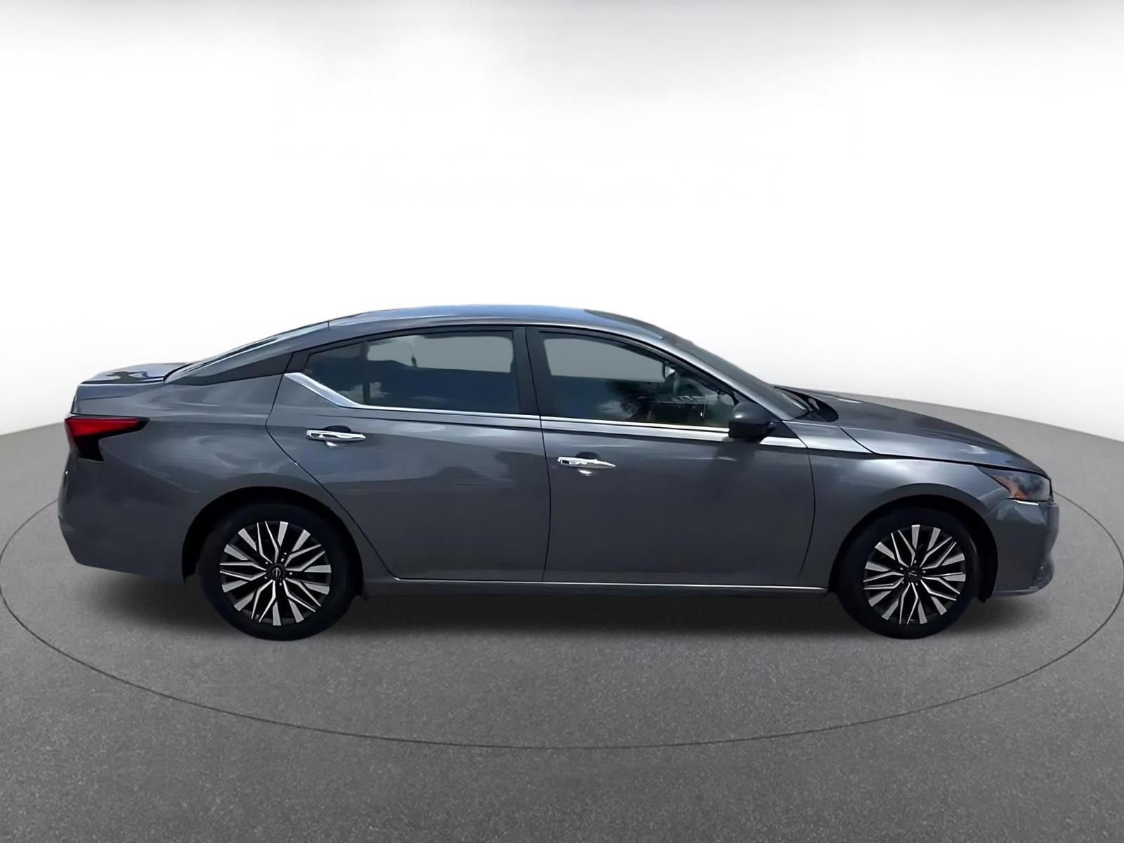 Thumbnail: 2025 Nissan Altima - 16