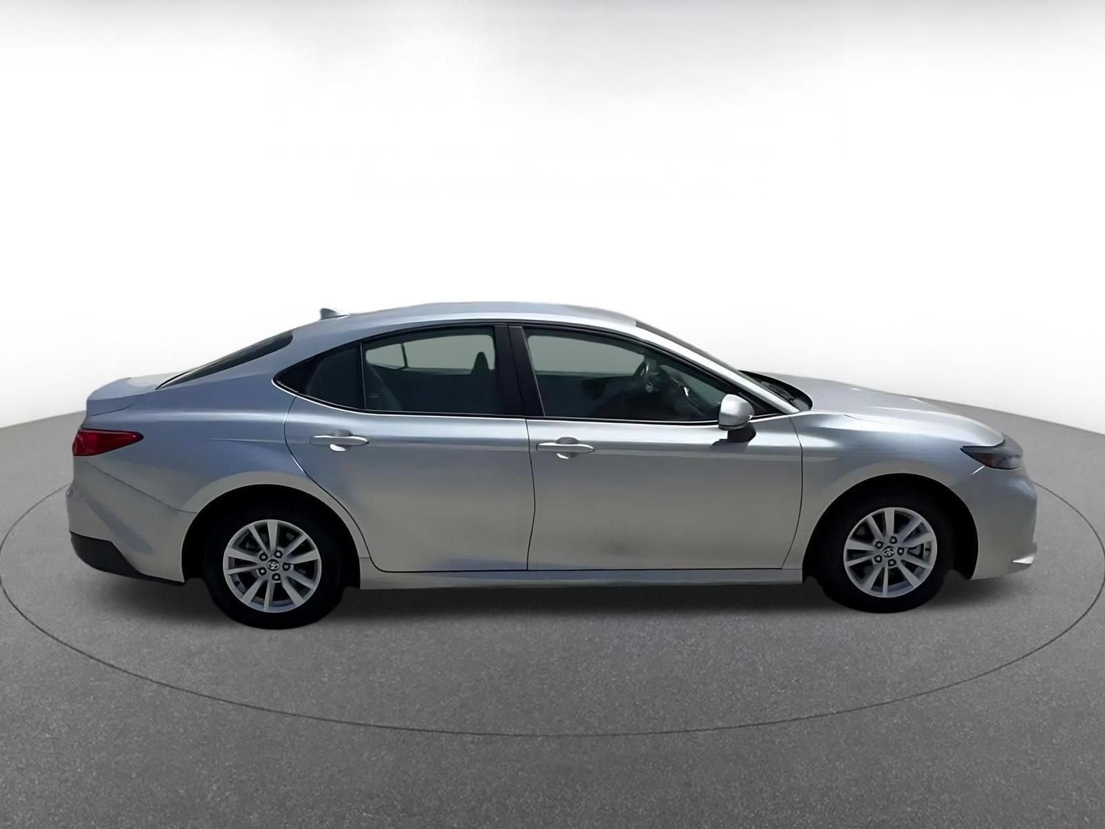 Thumbnail: 2025 Toyota Camry - 15