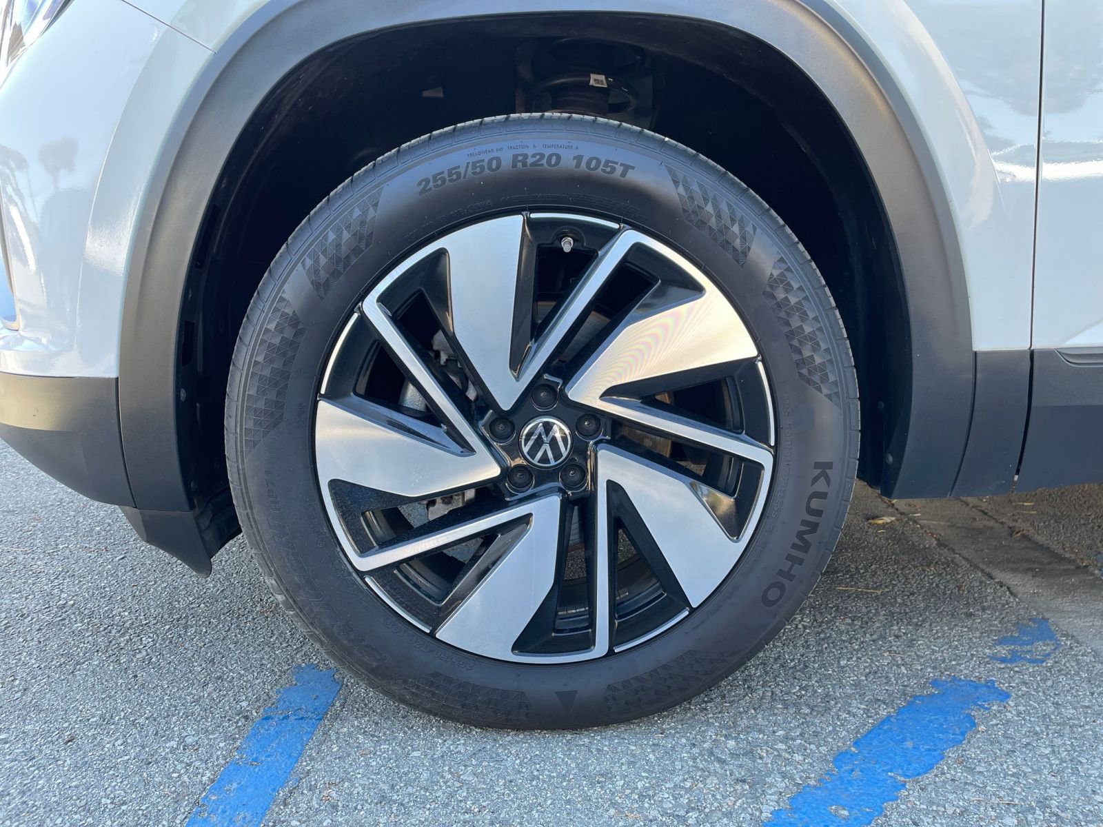 Thumbnail: 2025 Volkswagen Atlas - 31