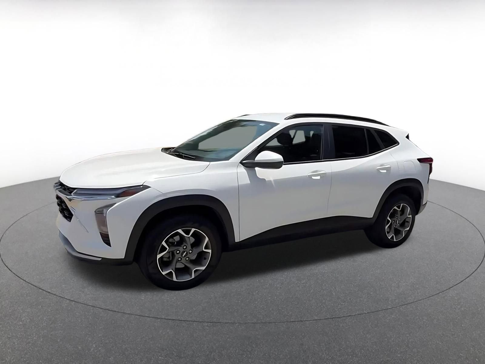 Thumbnail: 2025 Chevrolet Trax - 8