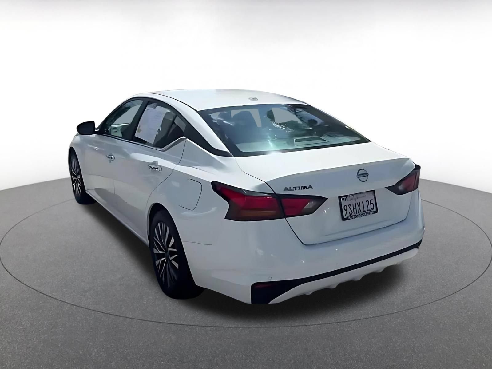 Thumbnail: 2025 Nissan Altima - 11