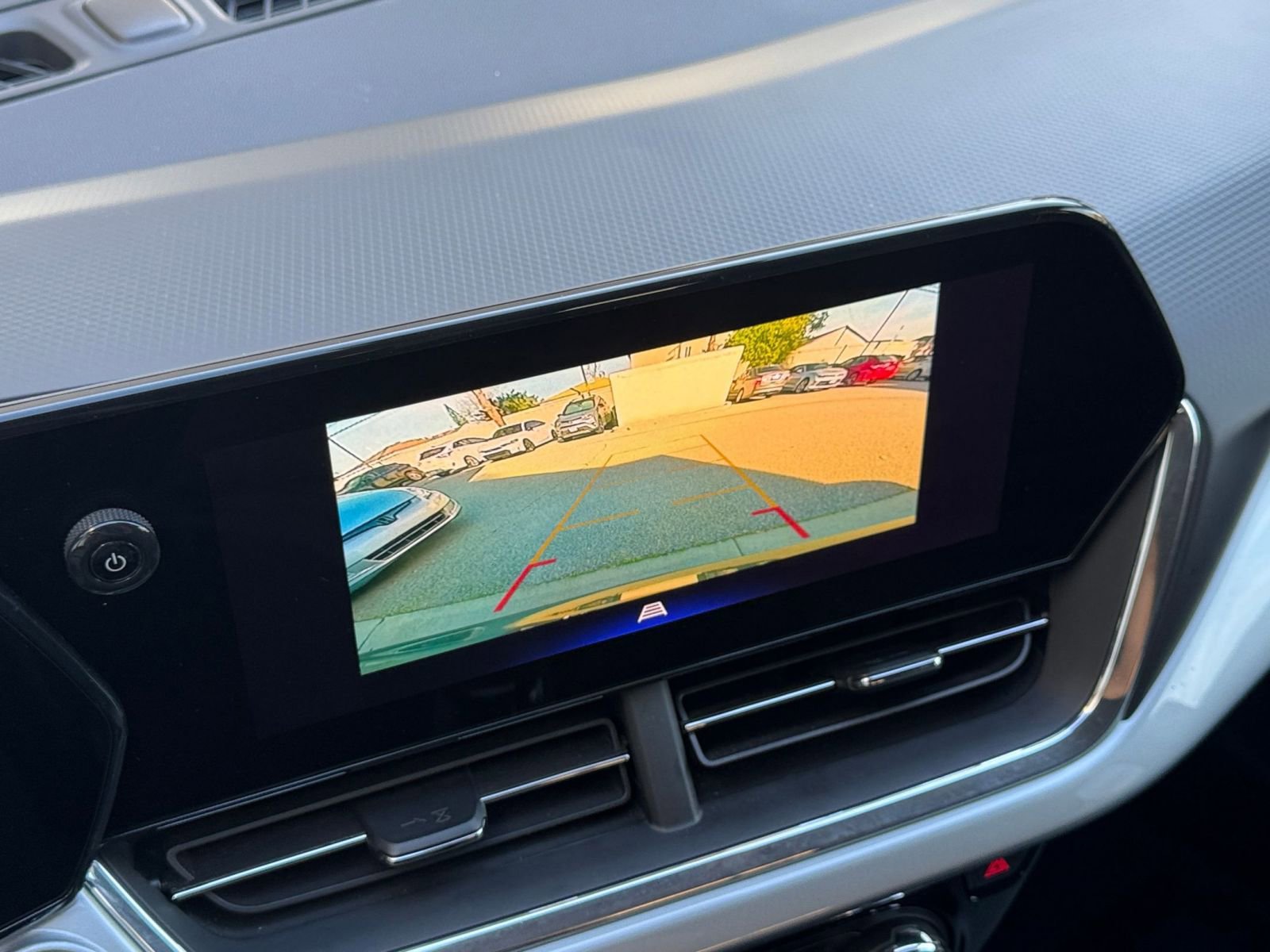 Thumbnail: 2025 Chevrolet Trax - 23