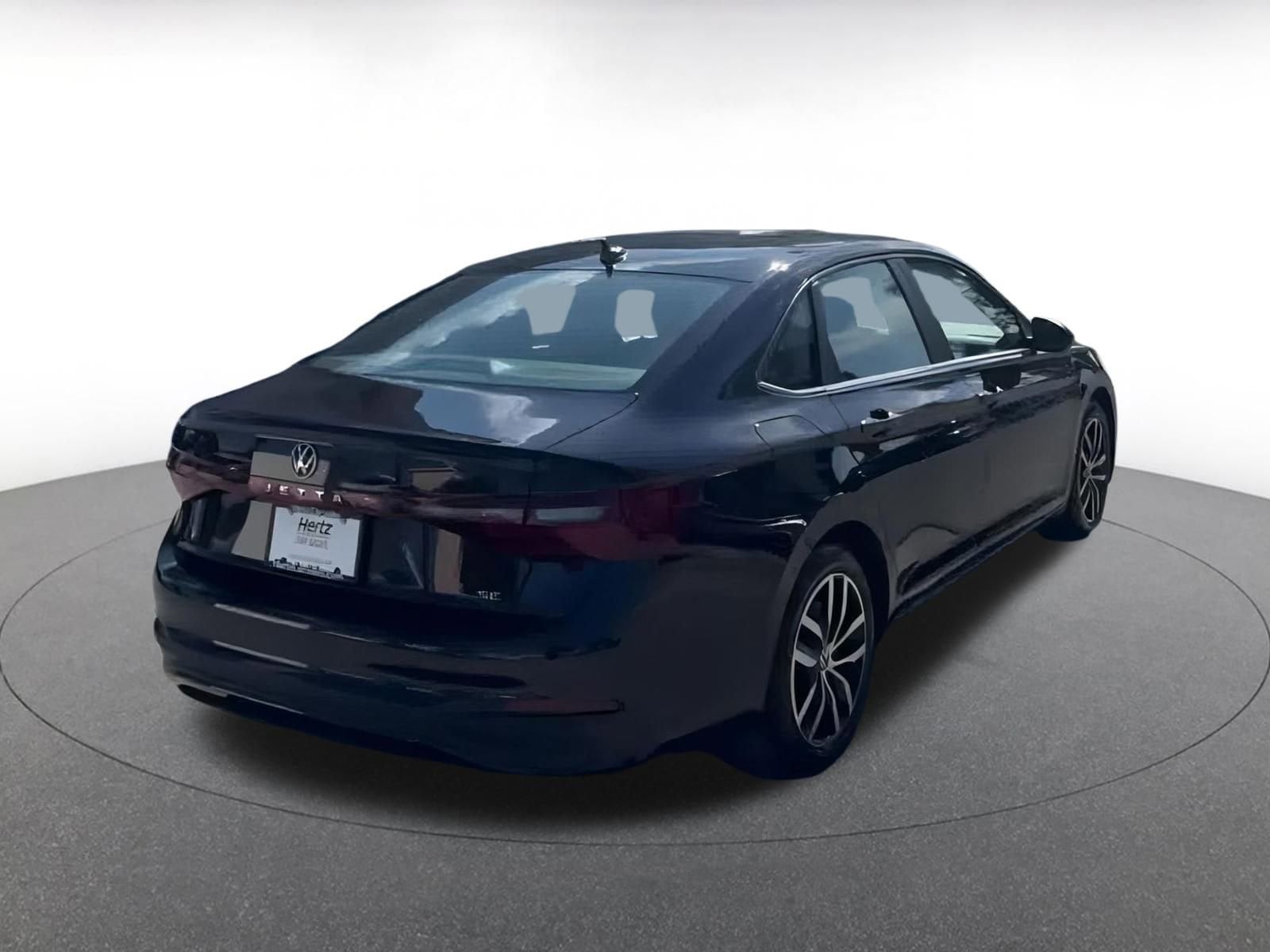 Thumbnail: 2025 Volkswagen Jetta - 14