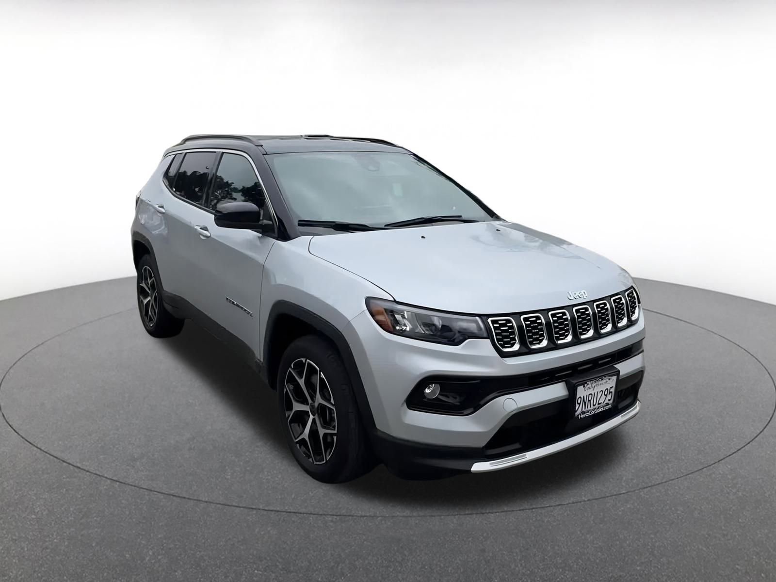 Thumbnail: 2025 Jeep Compass - 3