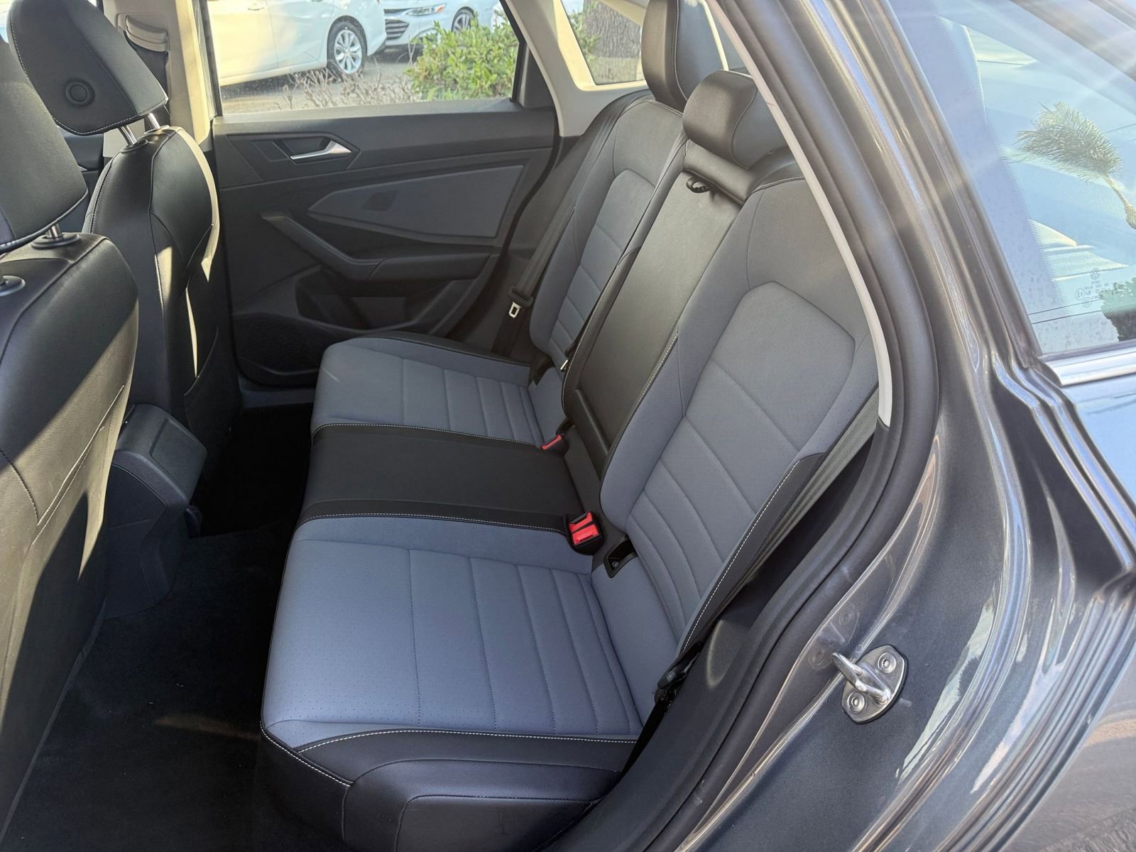 Thumbnail: 2025 Volkswagen Jetta - 22