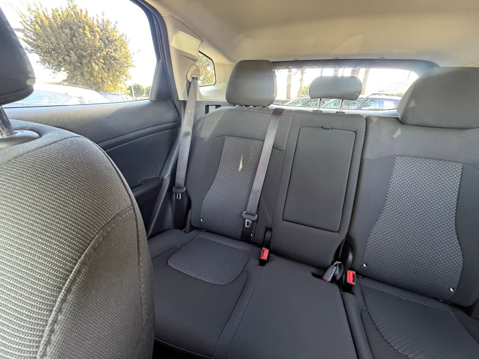 Thumbnail: 2025 Kia Sportage - 35