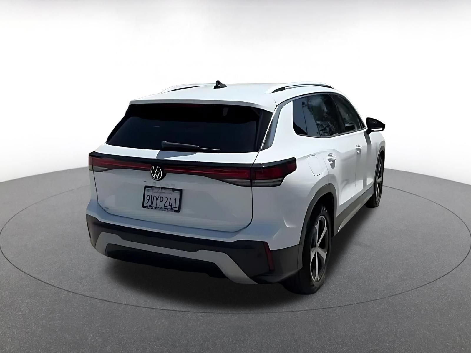 Thumbnail: 2026 Volkswagen Tiguan - 11