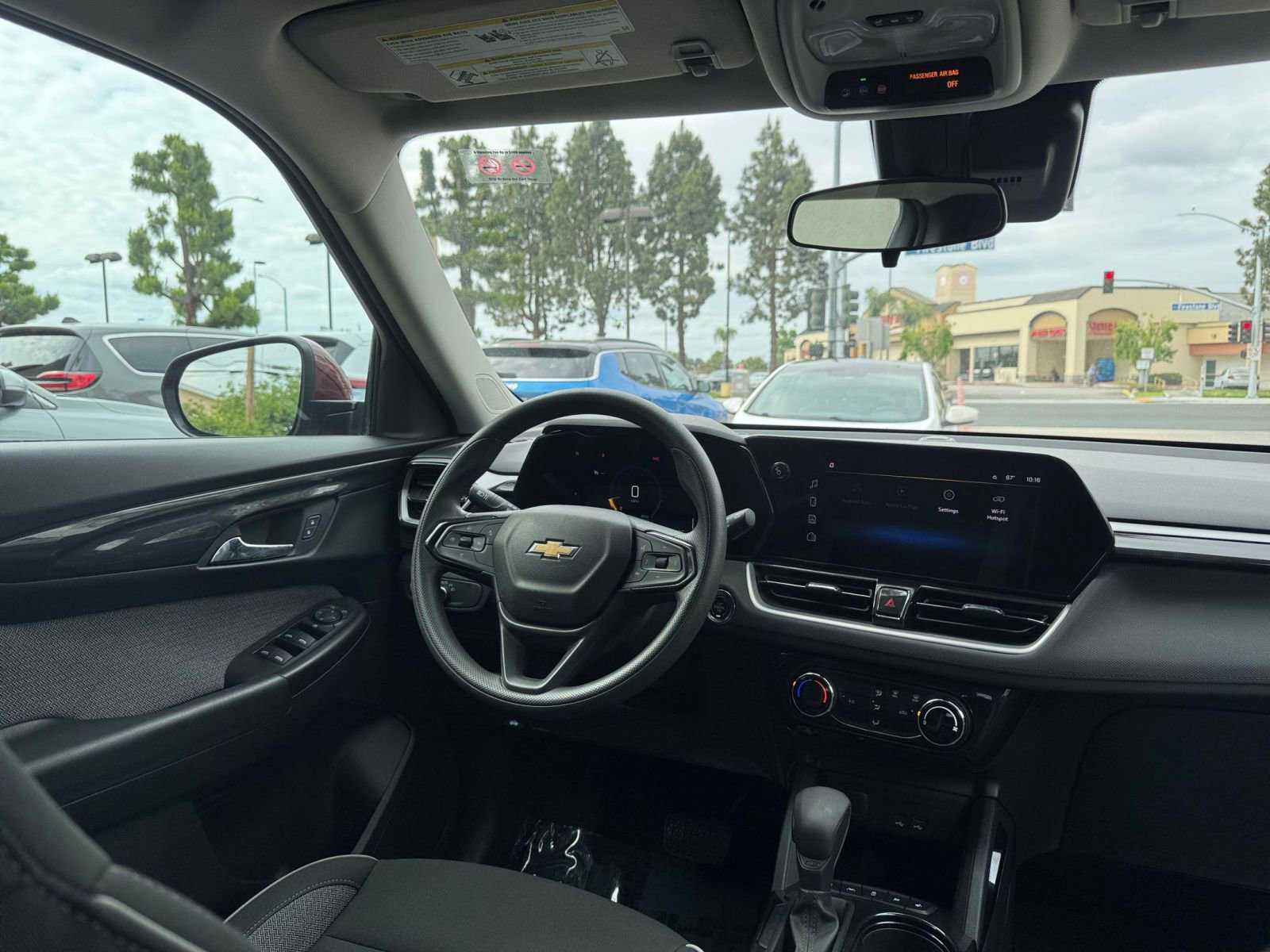 Thumbnail: 2025 Chevrolet TrailBlazer - 33