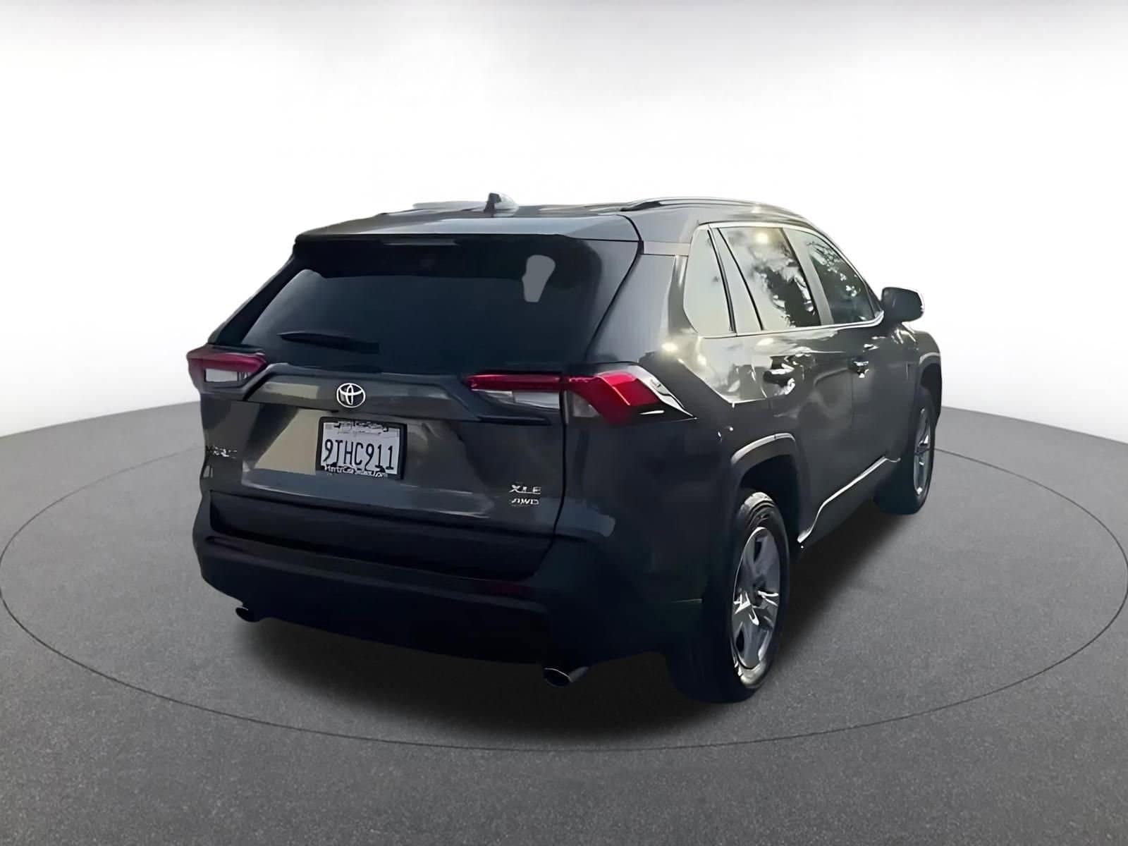 Thumbnail: 2025 Toyota RAV4 - 15