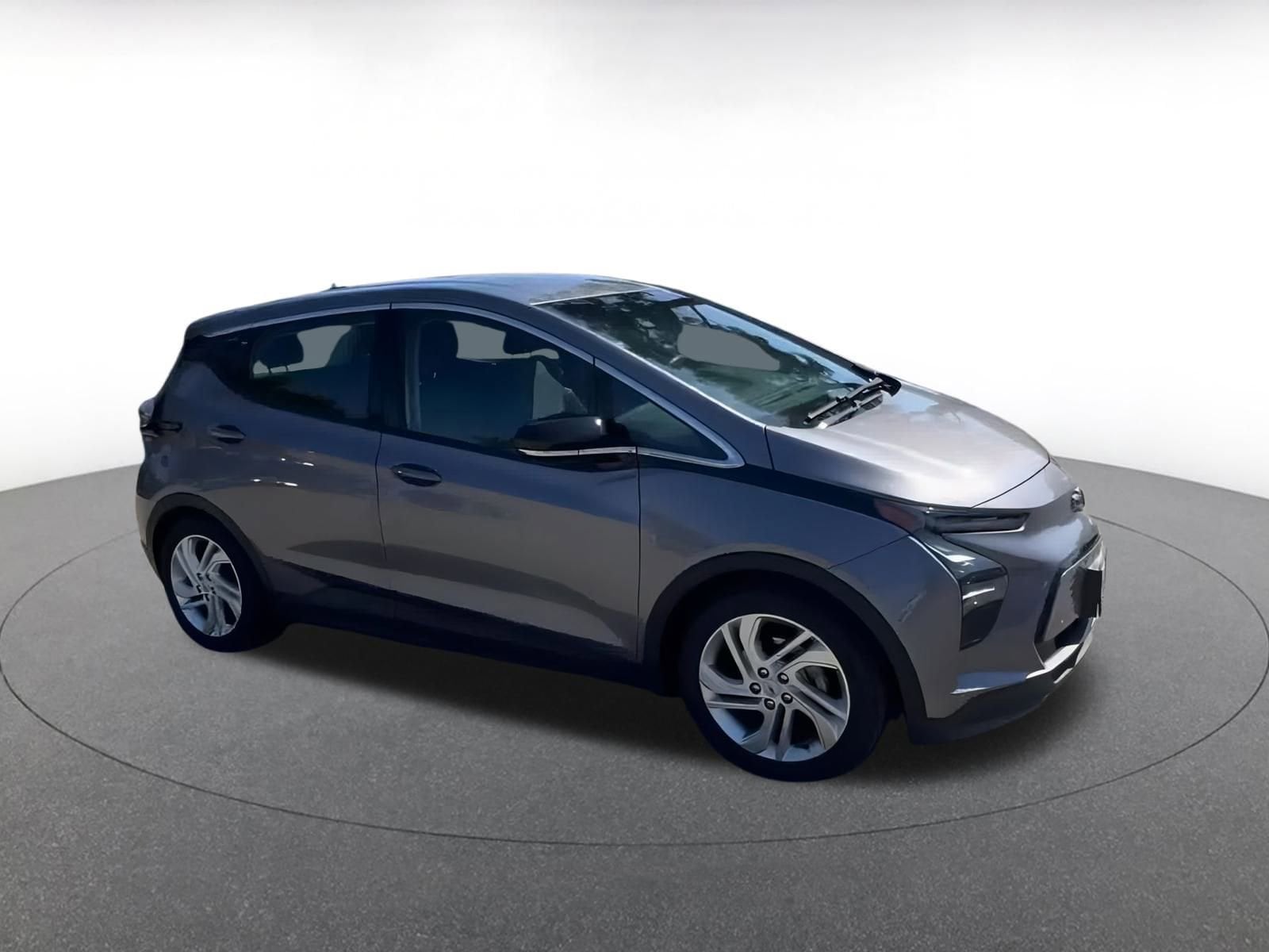Thumbnail: 2023 Chevrolet Bolt EV - 2
