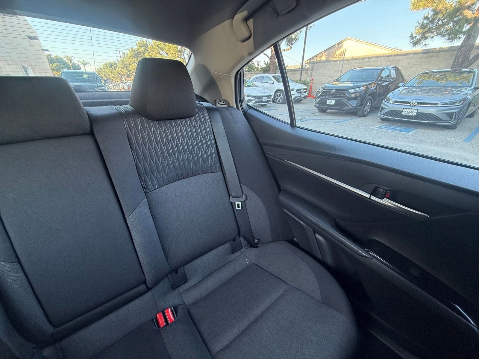 Thumbnail: 2025 Toyota Camry - 33