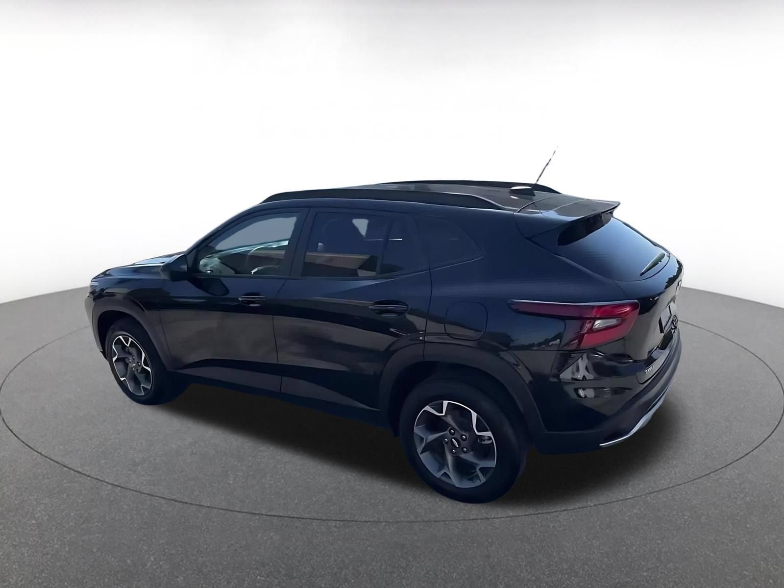 Thumbnail: 2025 Chevrolet Trax - 9