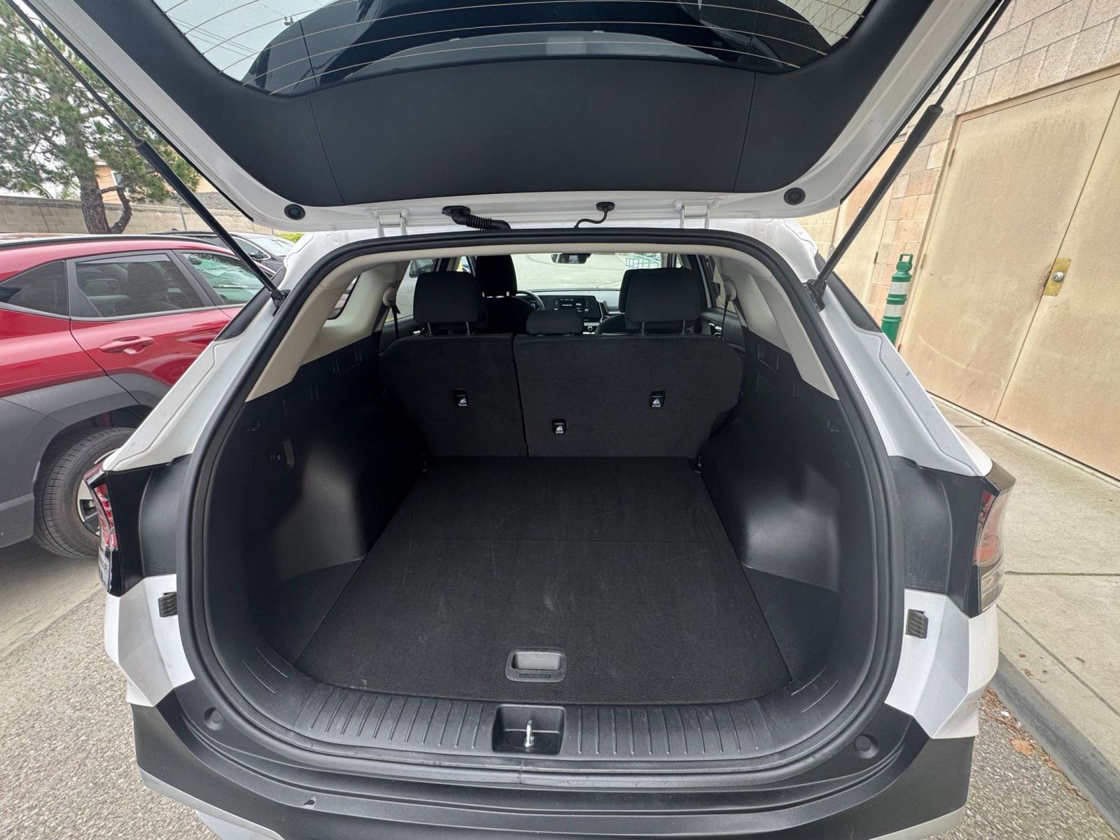 Thumbnail: 2025 Kia Sportage - 30