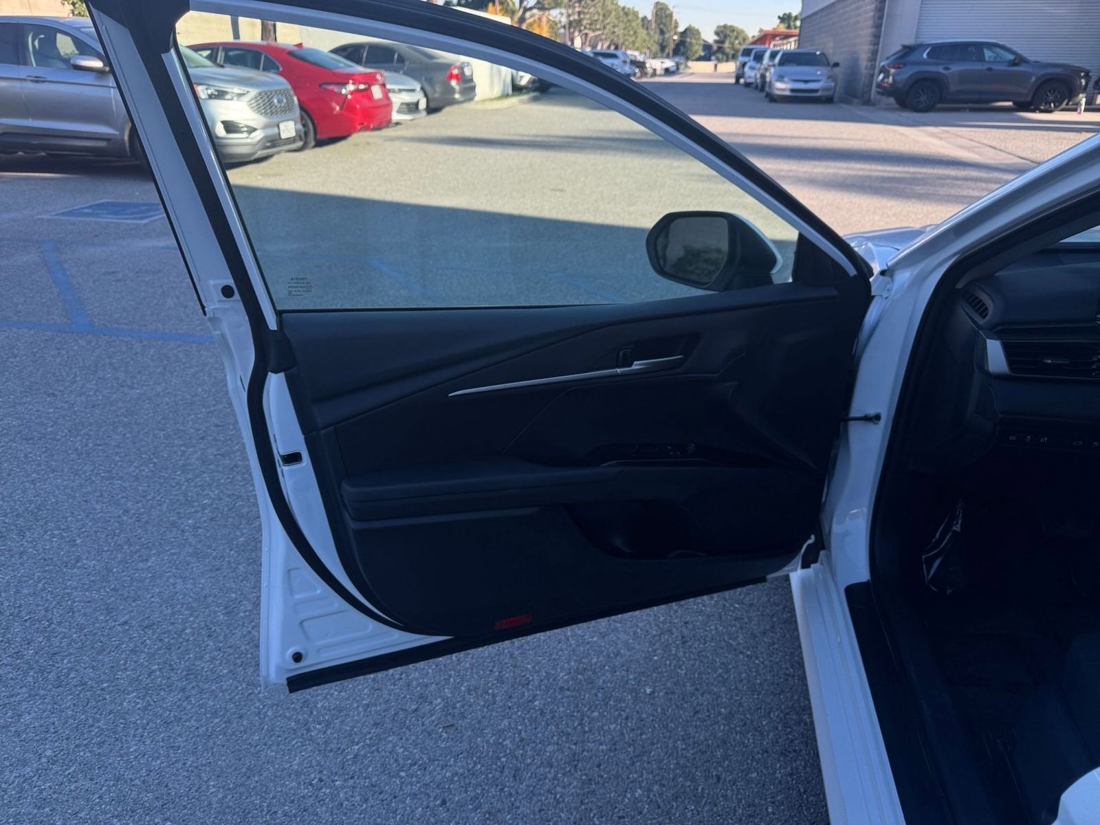 Thumbnail: 2025 Toyota Camry - 20