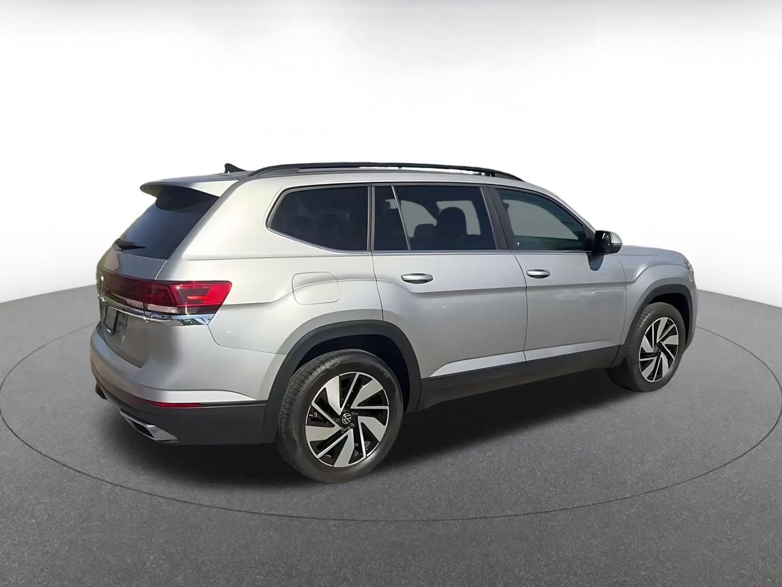 Thumbnail: 2026 Volkswagen Atlas - 13