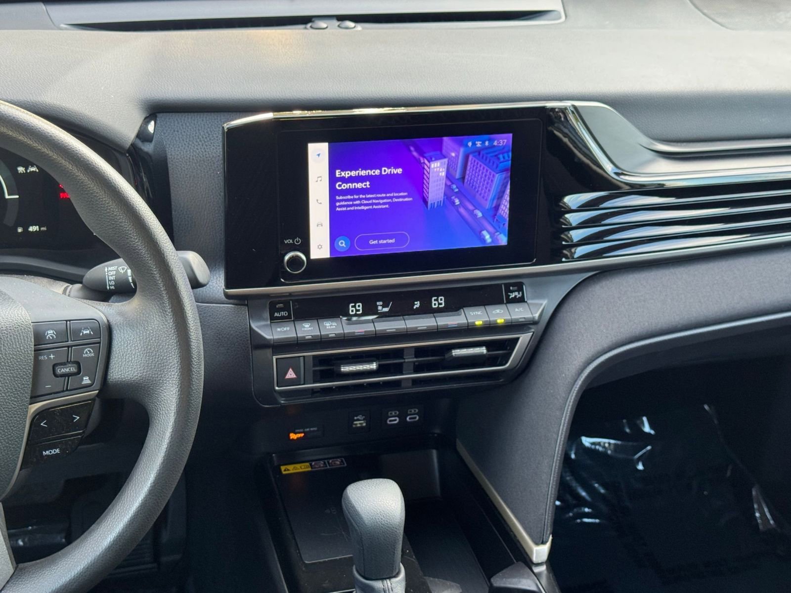 Thumbnail: 2025 Toyota Camry - 21