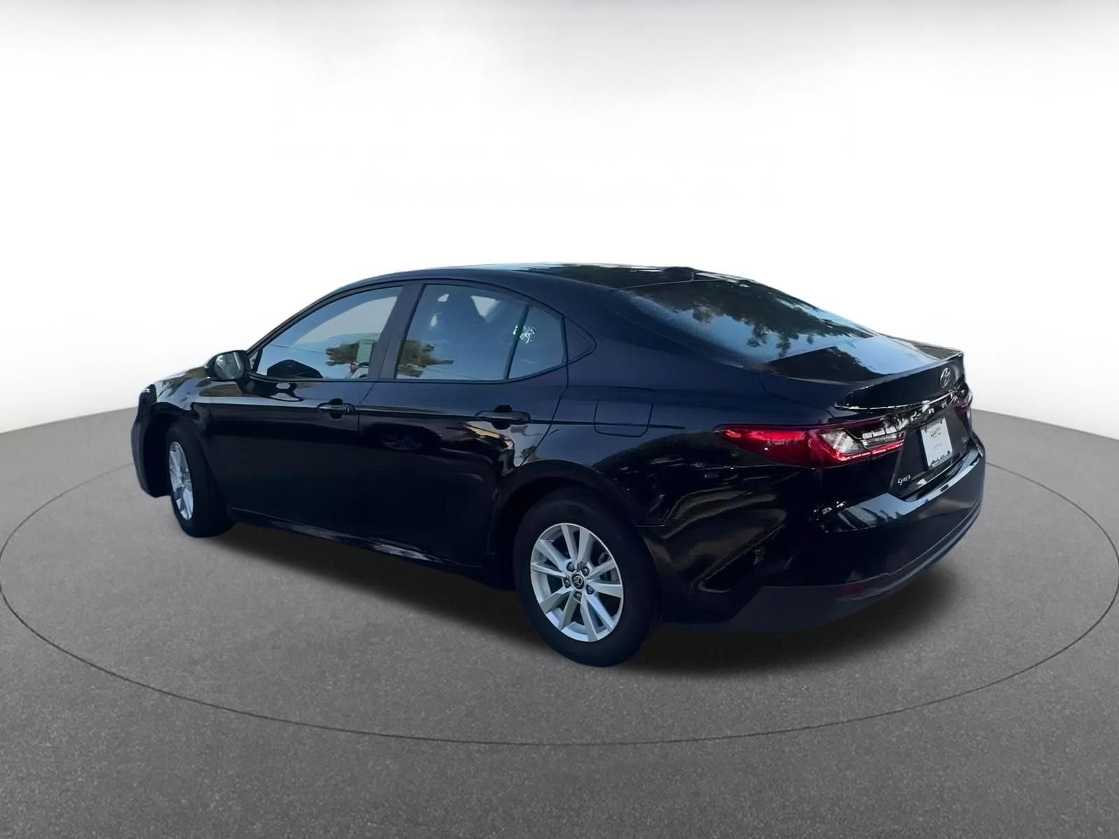 Thumbnail: 2025 Toyota Camry - 9