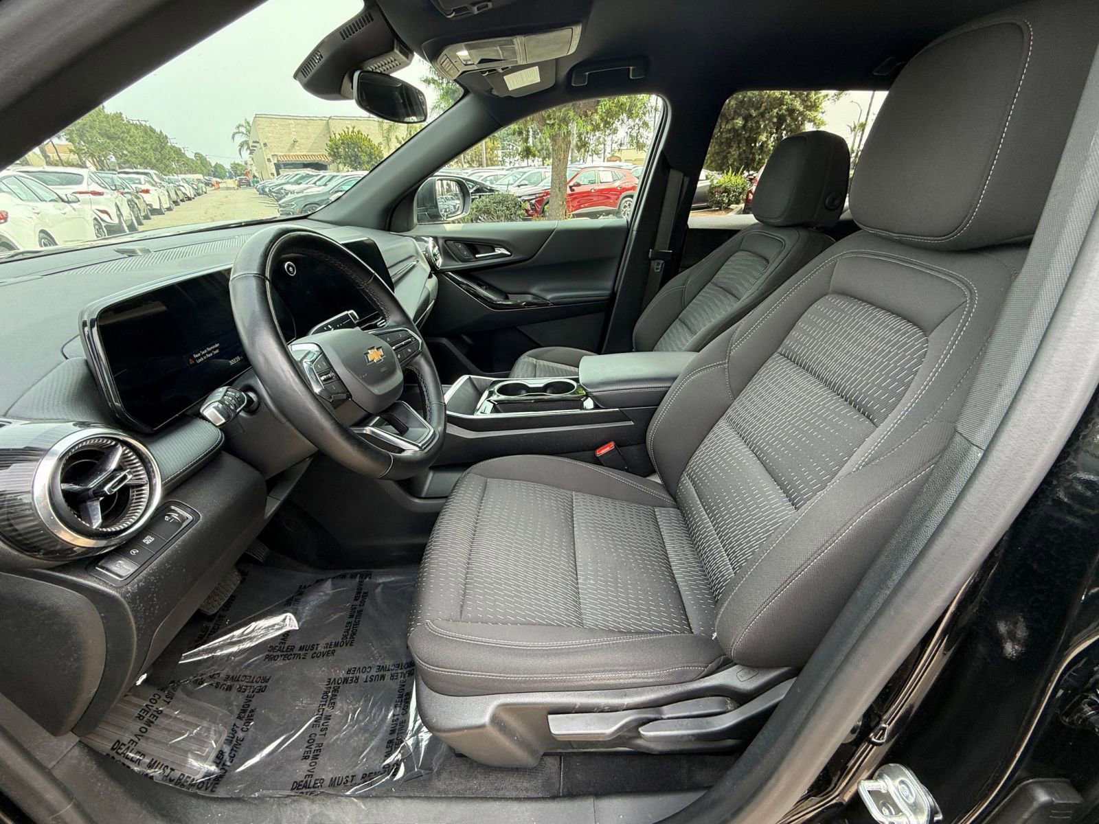 Thumbnail: 2025 Chevrolet Equinox - 25