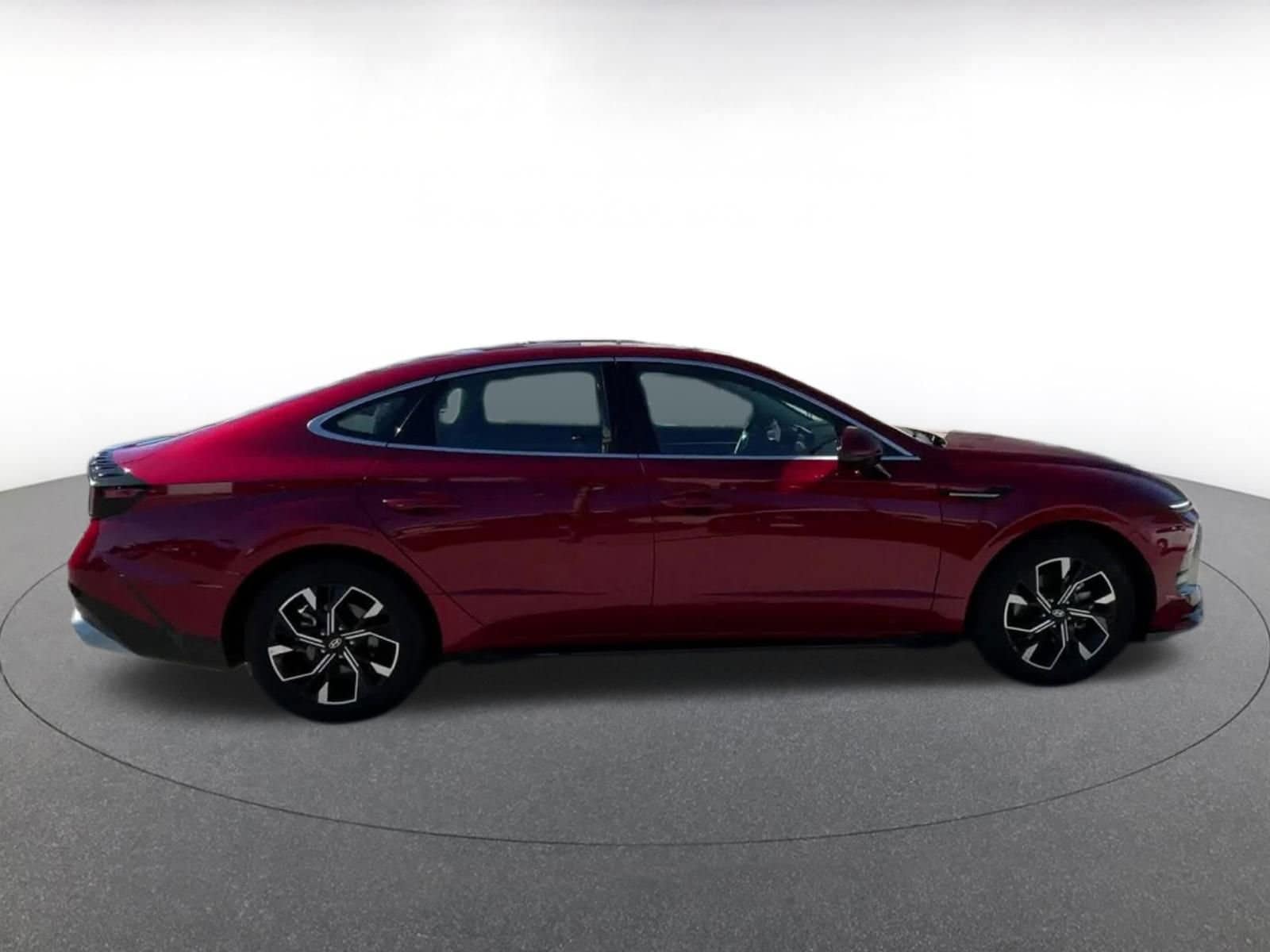 Thumbnail: 2025 Hyundai Sonata - 16