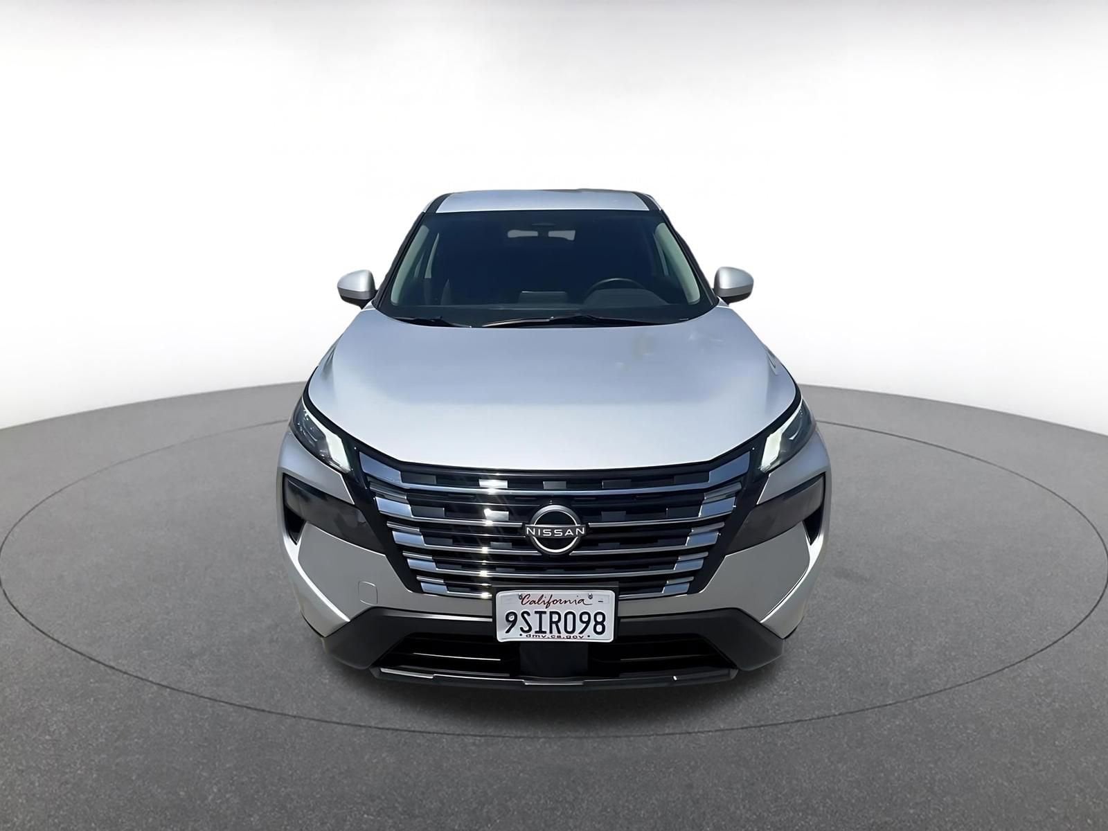 Thumbnail: 2025 Nissan Rogue - 4