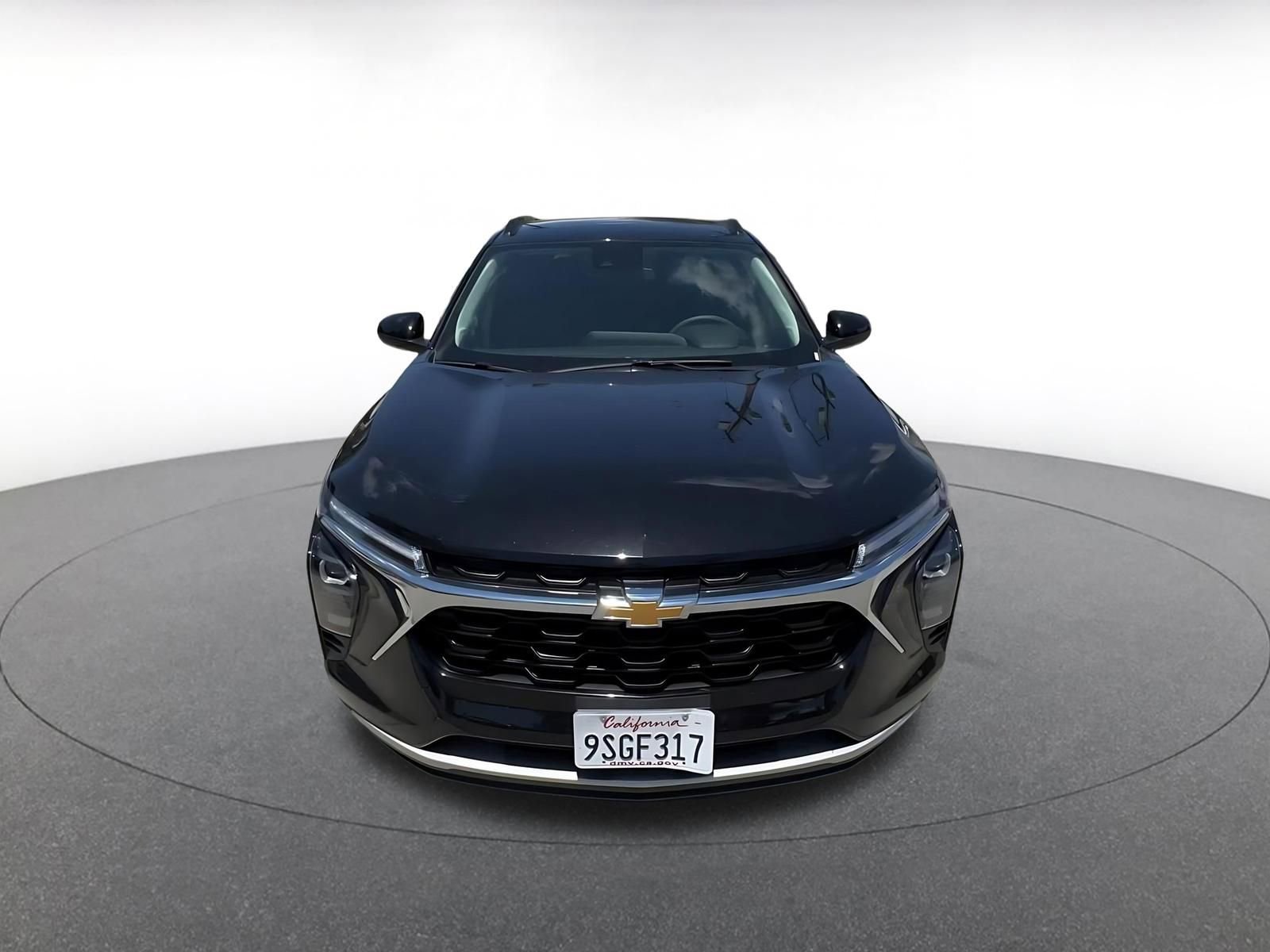 Thumbnail: 2025 Chevrolet Trax - 4