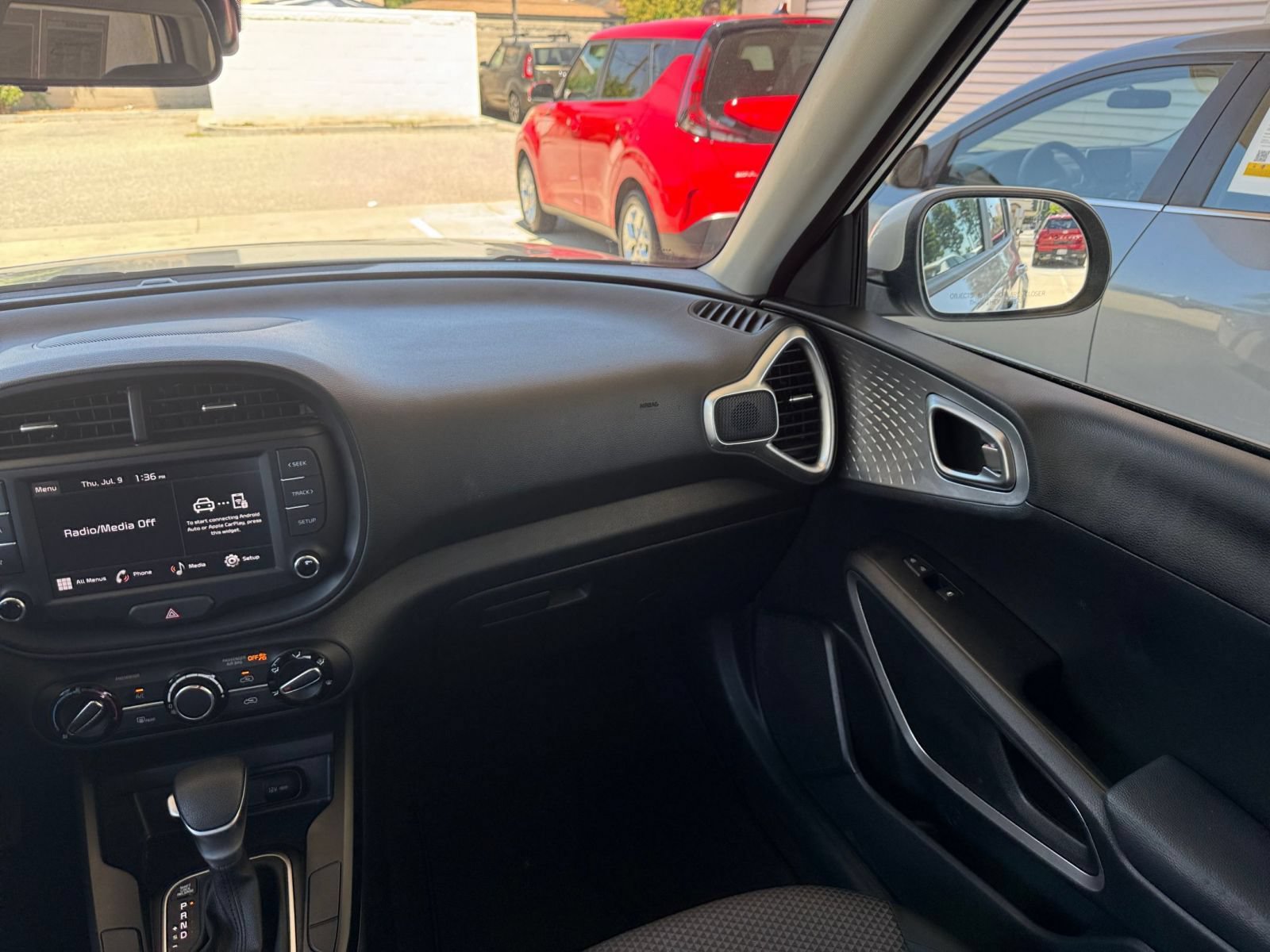 Thumbnail: 2025 Kia Soul - 28