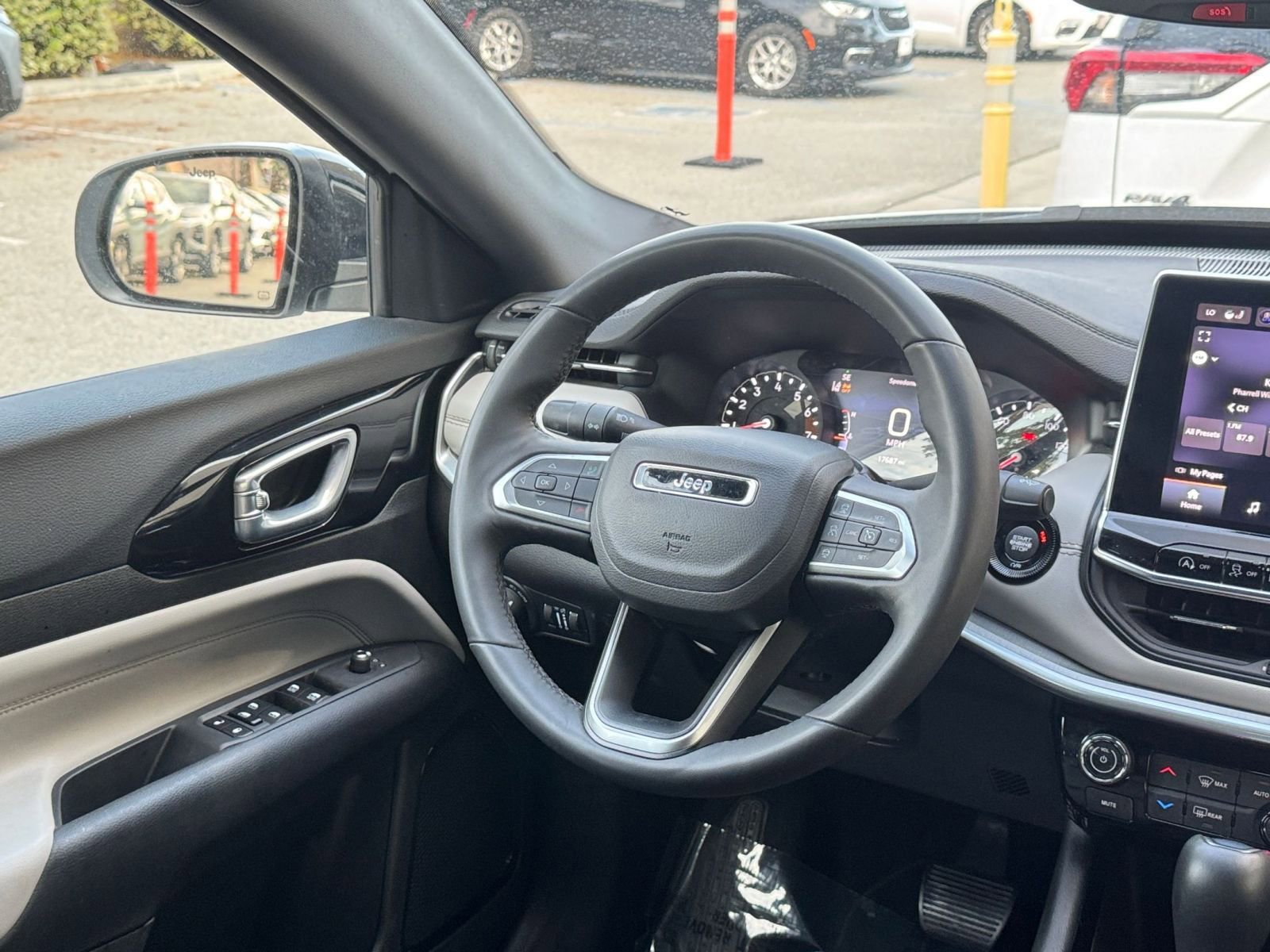 Thumbnail: 2025 Jeep Compass - 34