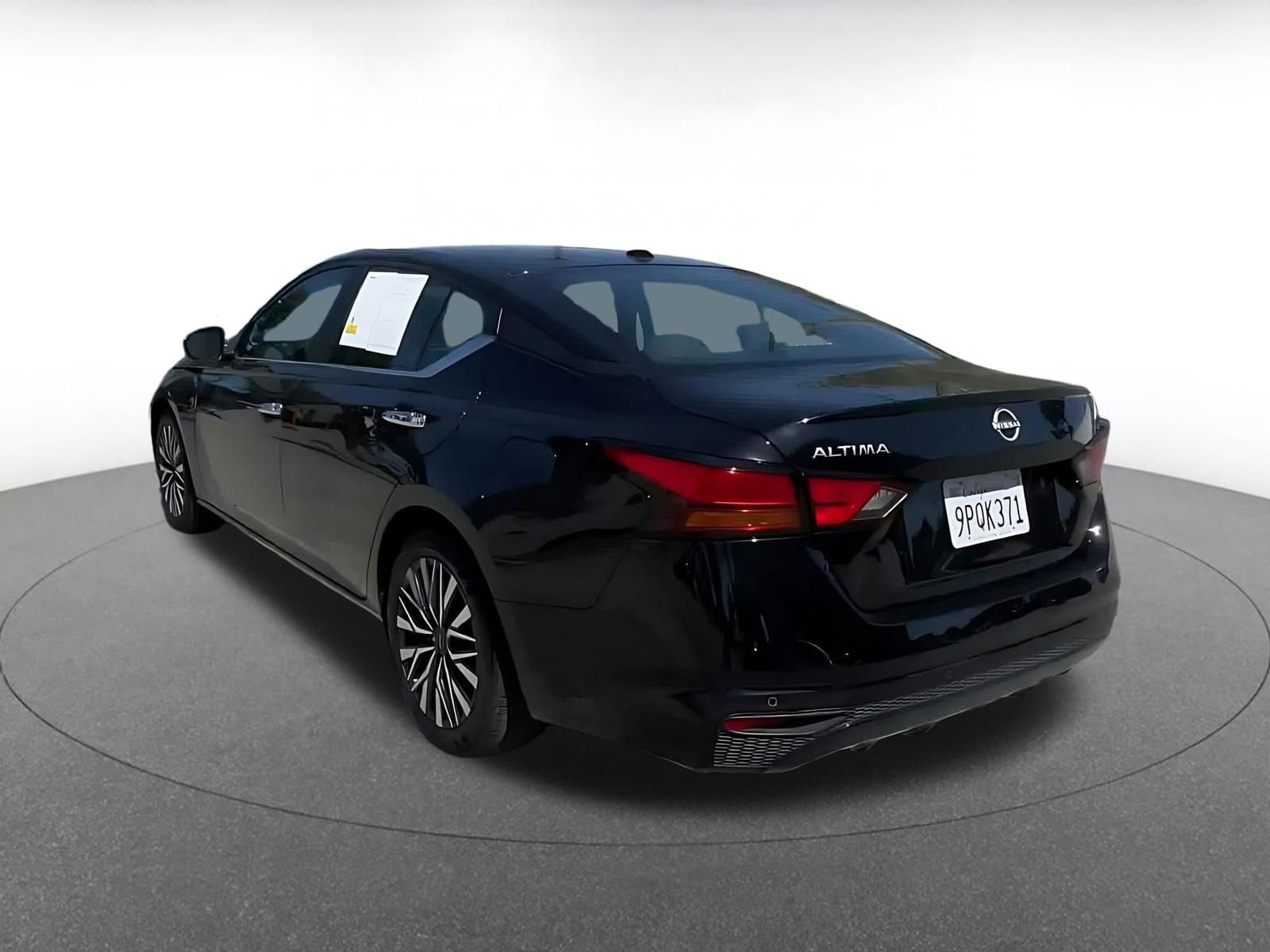 Thumbnail: 2025 Nissan Altima - 11