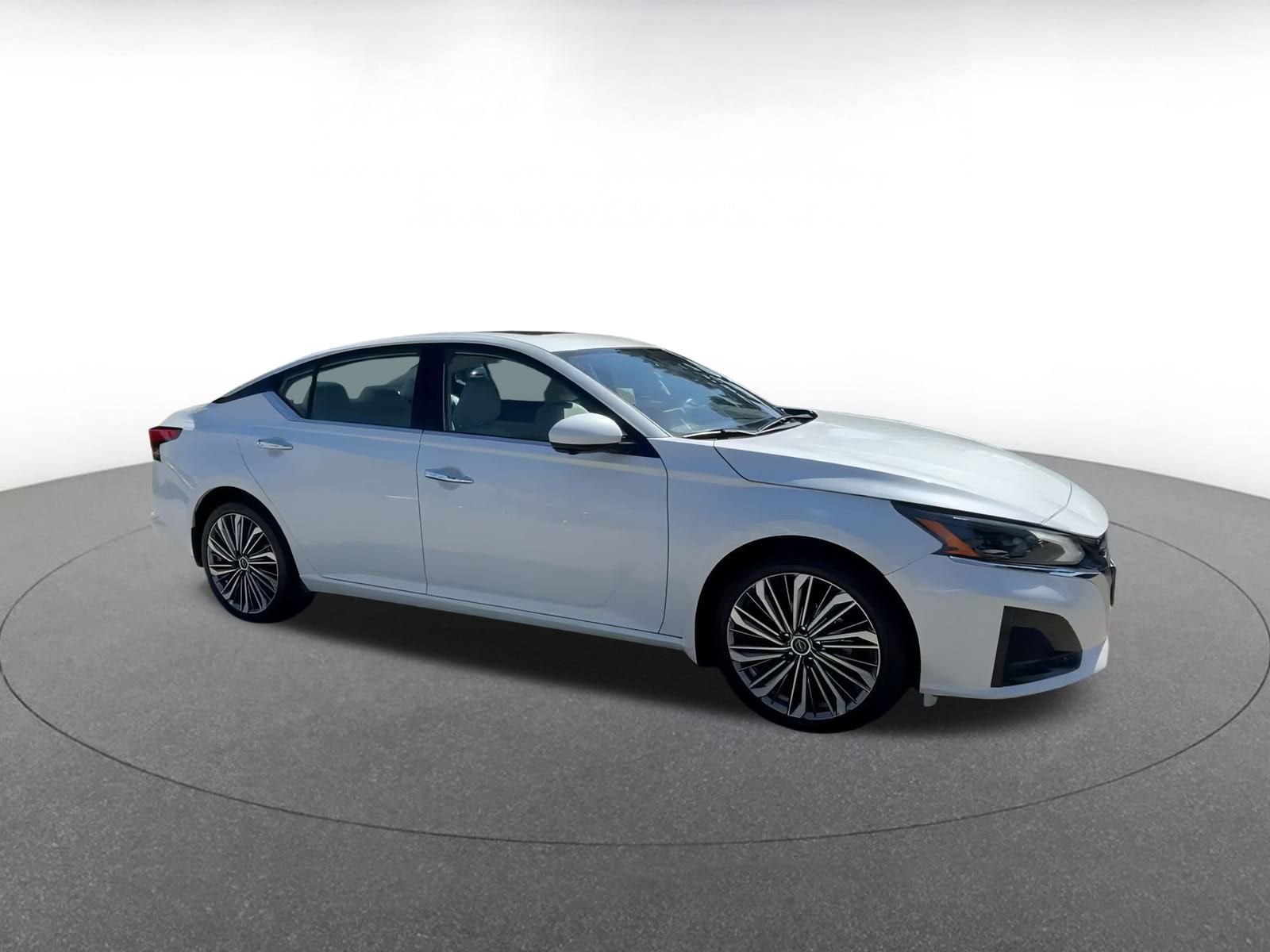 Thumbnail: 2024 Nissan Altima - 2