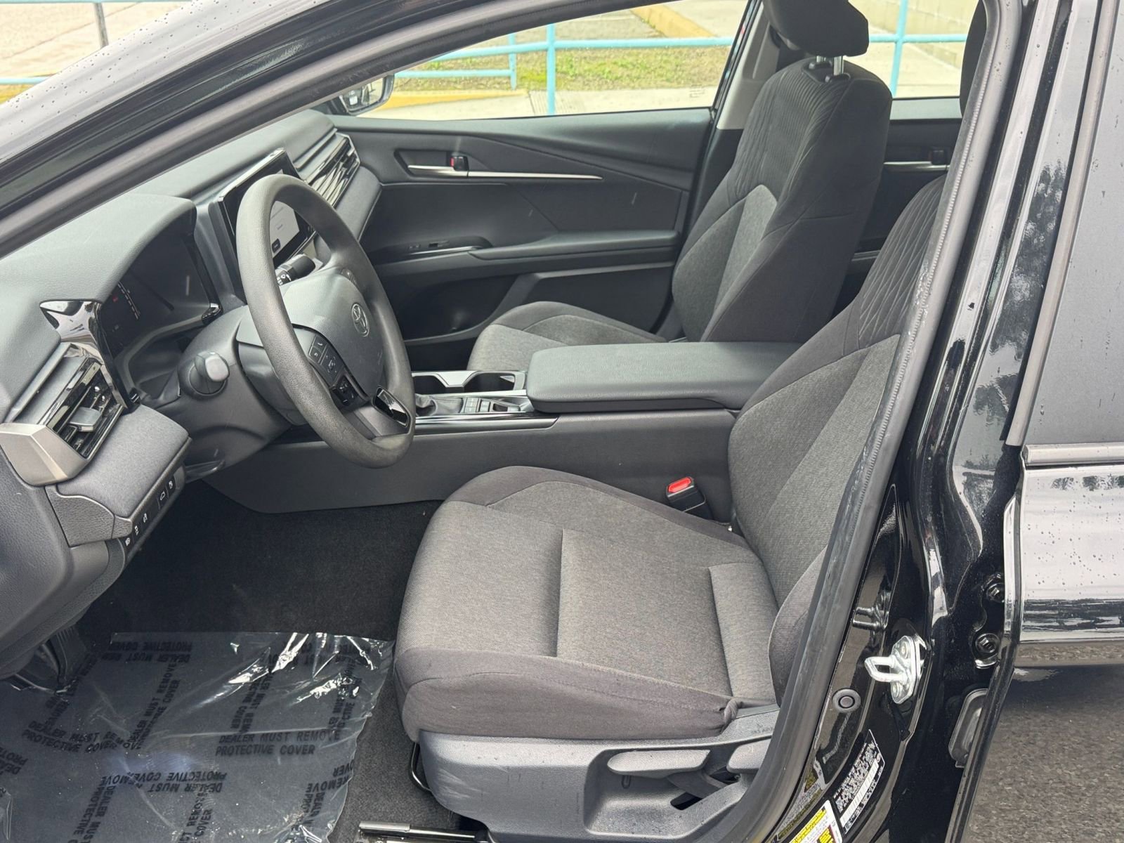 Thumbnail: 2025 Toyota Camry - 25