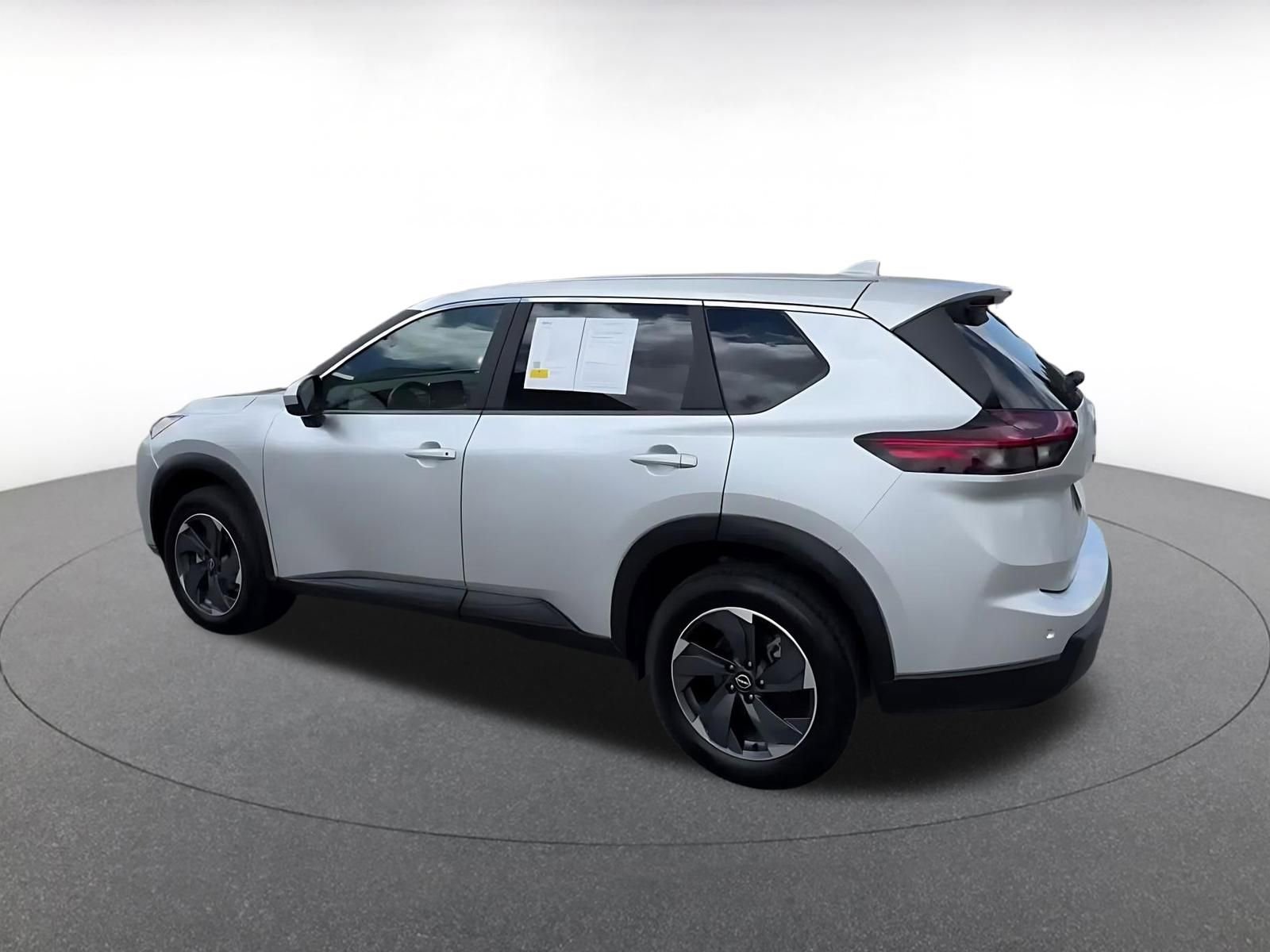 Thumbnail: 2025 Nissan Rogue - 10
