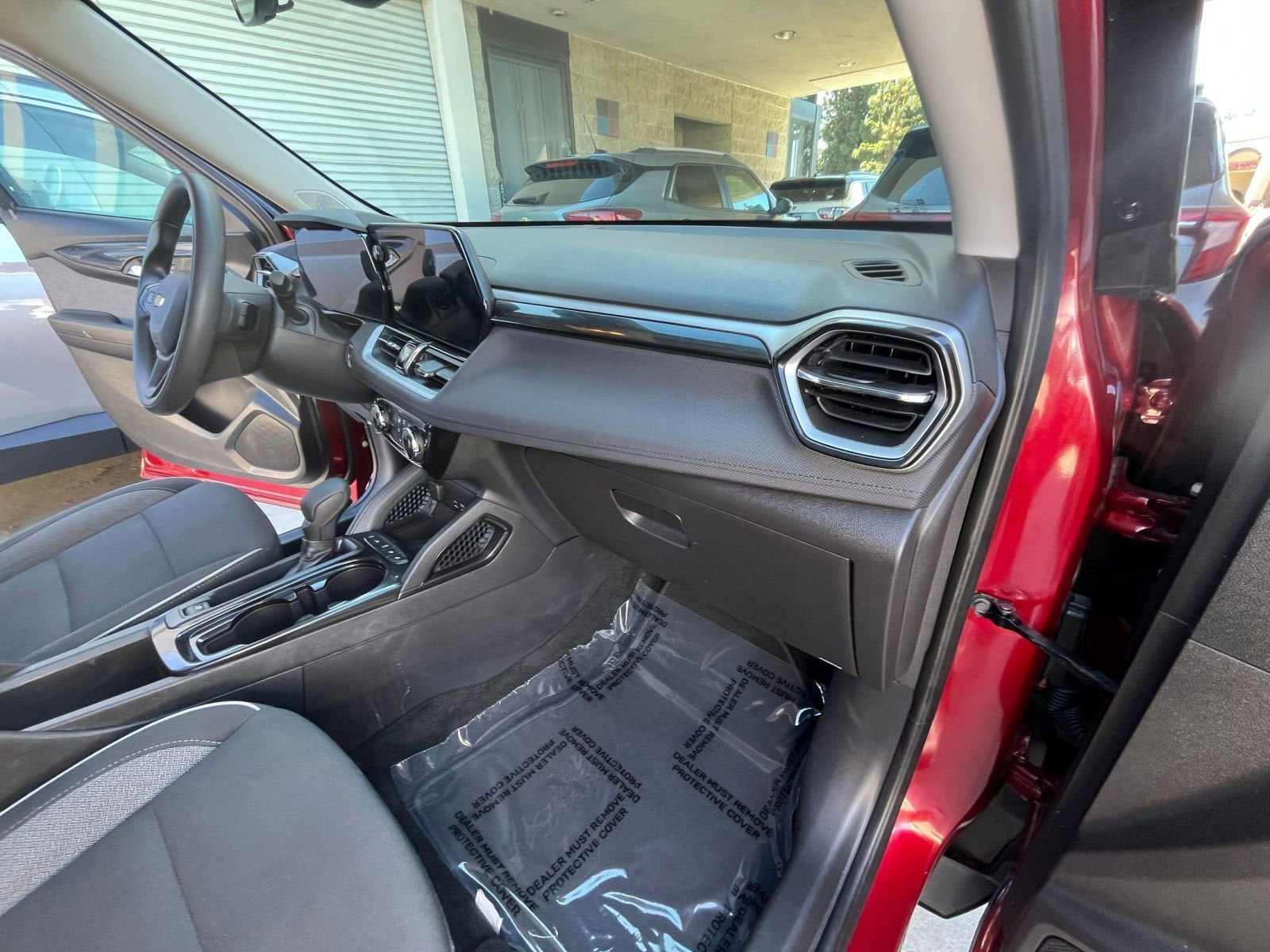 Thumbnail: 2025 Chevrolet TrailBlazer - 35