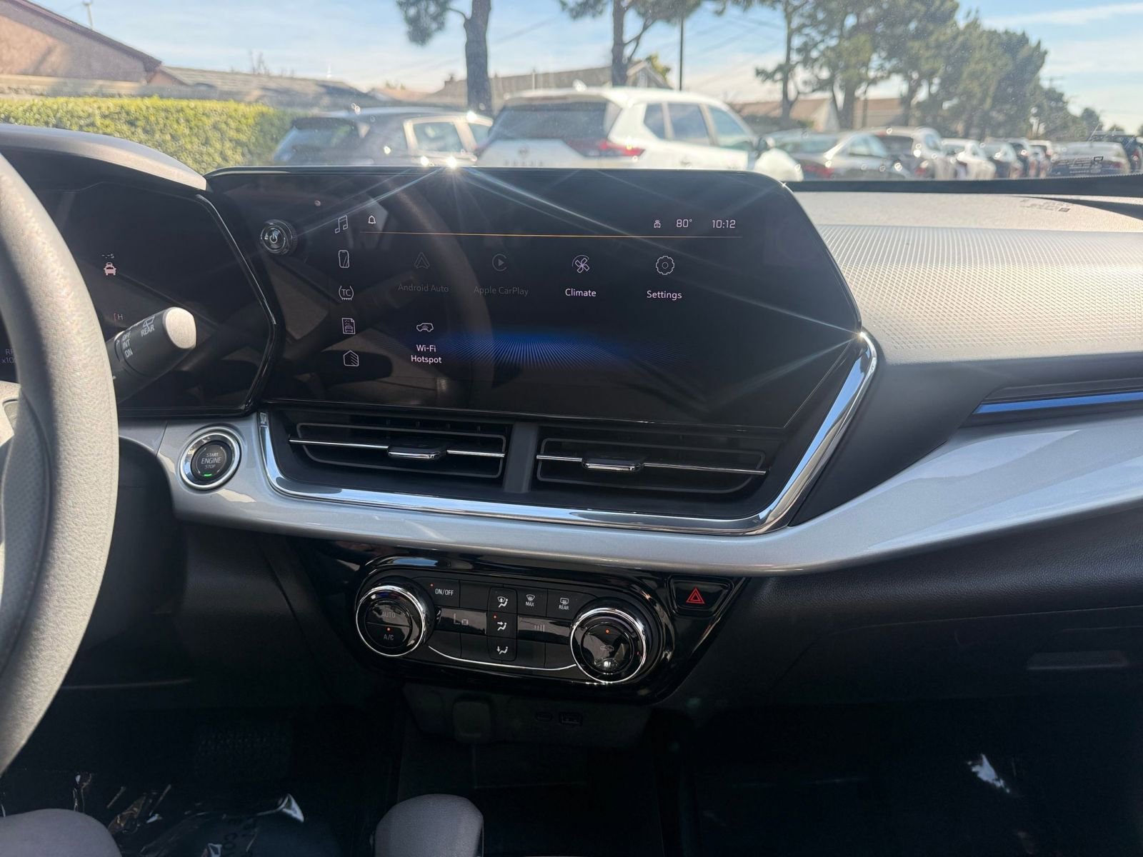 Thumbnail: 2025 Chevrolet Trax - 17