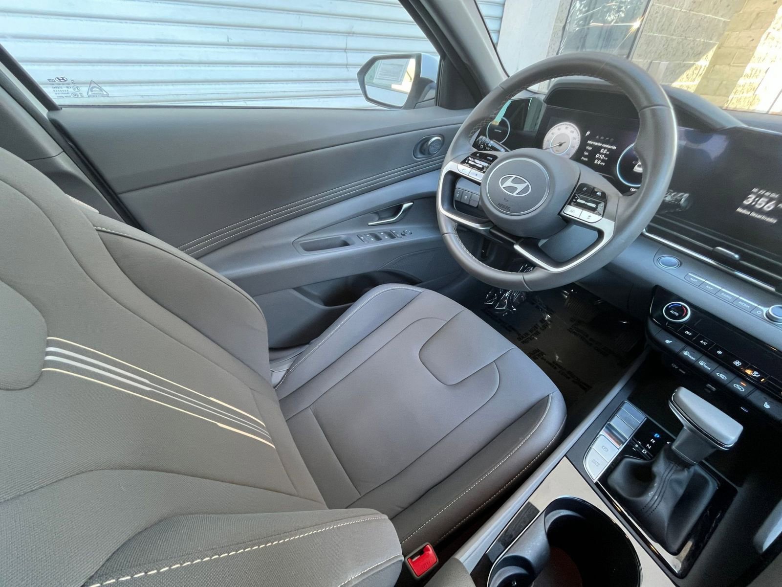 Thumbnail: 2025 Hyundai Elantra - 34