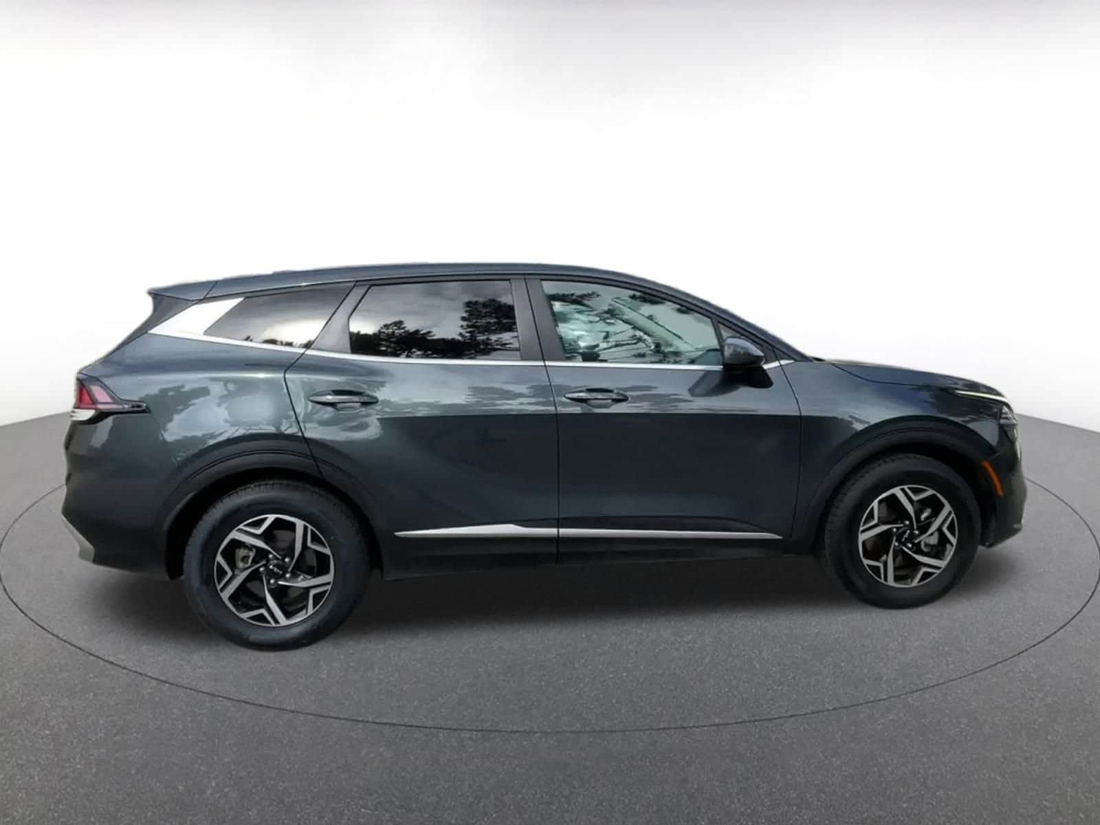 Thumbnail: 2024 Kia Sportage - 16