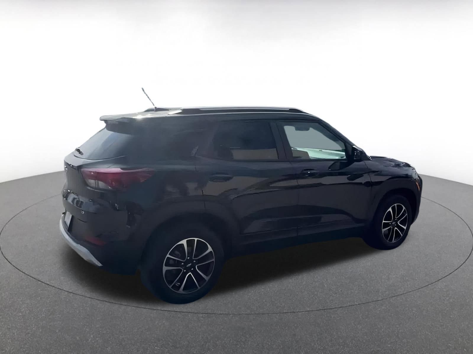 Thumbnail: 2025 Chevrolet TrailBlazer - 14