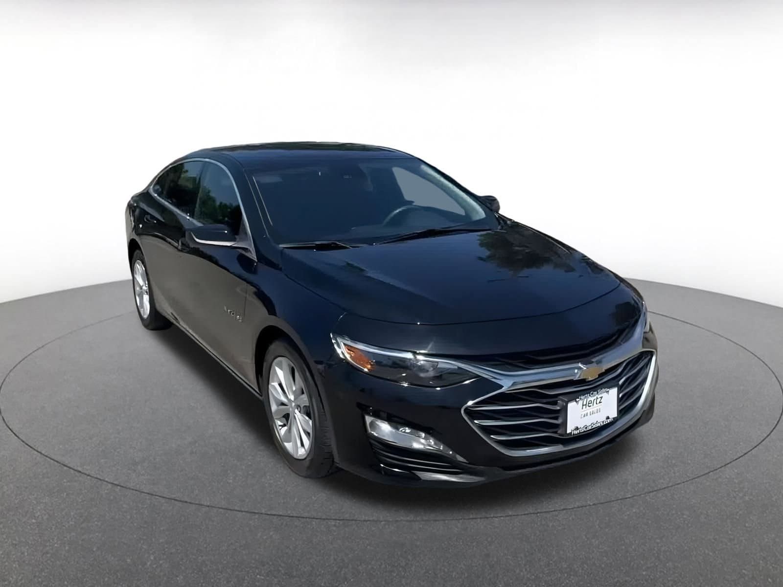 Thumbnail: 2024 Chevrolet Malibu - 3